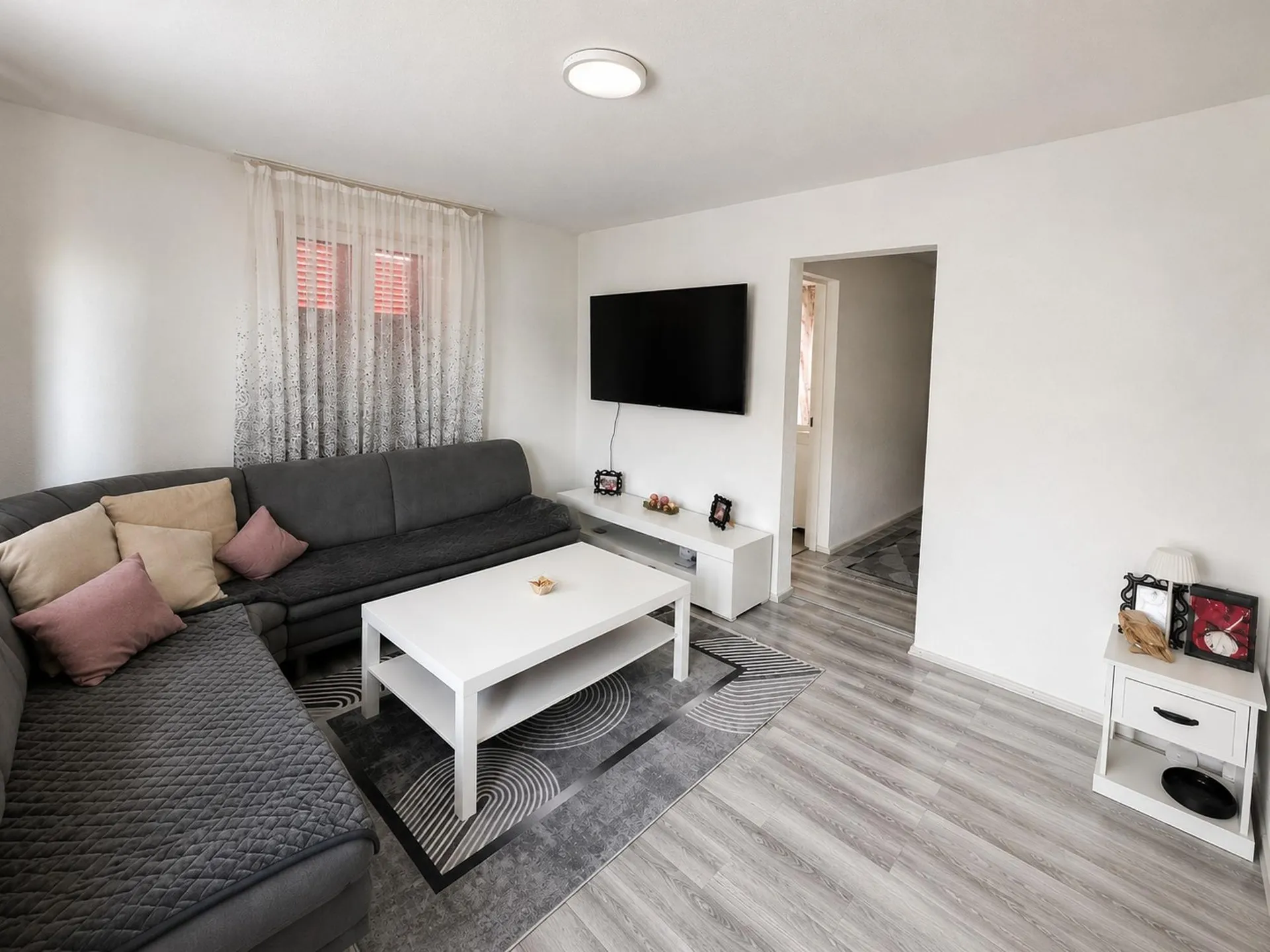 Zentral gelegene 3.5-Zimmerwohnung mit allem in kurzer Distanz