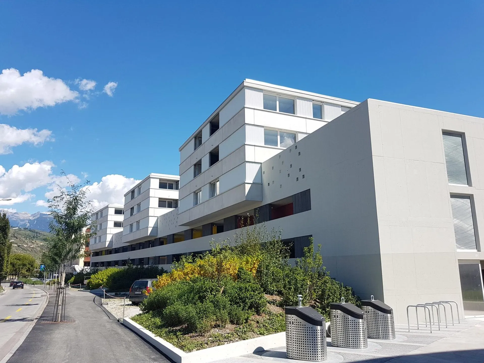 Très beau 2 pièces 1/2, à louer à Sion ! UNIQUEMENT POUR SENIORS OU PERSONNES À MOBILITE REDUITE !