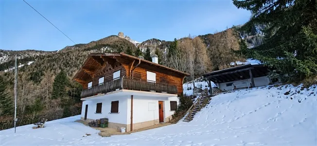 Freistehendes Chalet mit 6,5 Zimmern