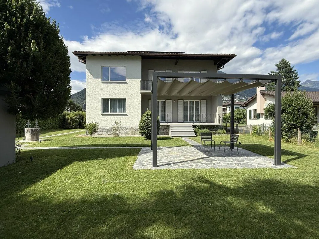 Stilvolle 4.5-Zimmer-Obergeschosswohnung im Tessiner Stil in Ascona
