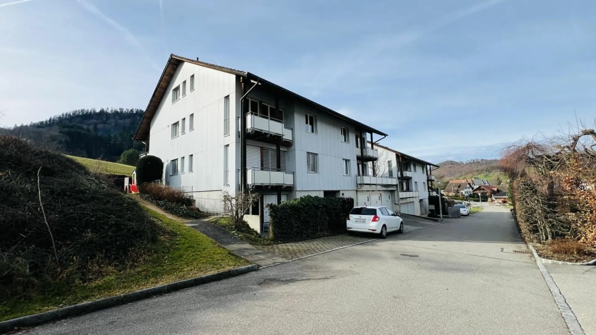 Wohnen mit Weitblick - Maisonette-Traumwohnung mit Galerie & 2 Balkonen