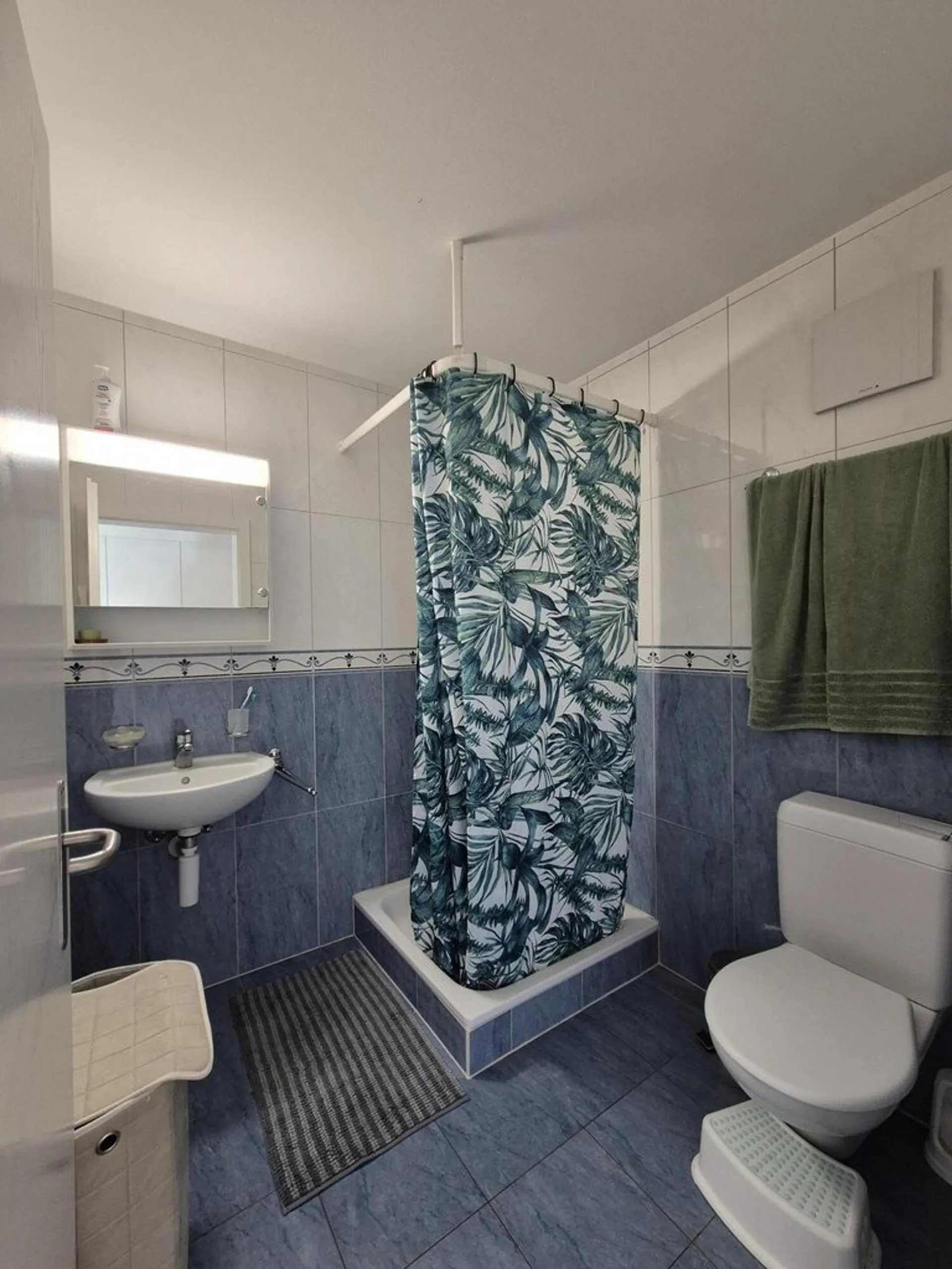 Image 9
