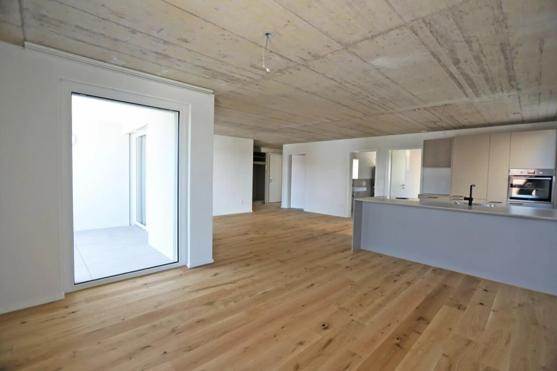 Helle 3.5-Zimmerwohnung im modernen Neubau. (Baujahr 2025)