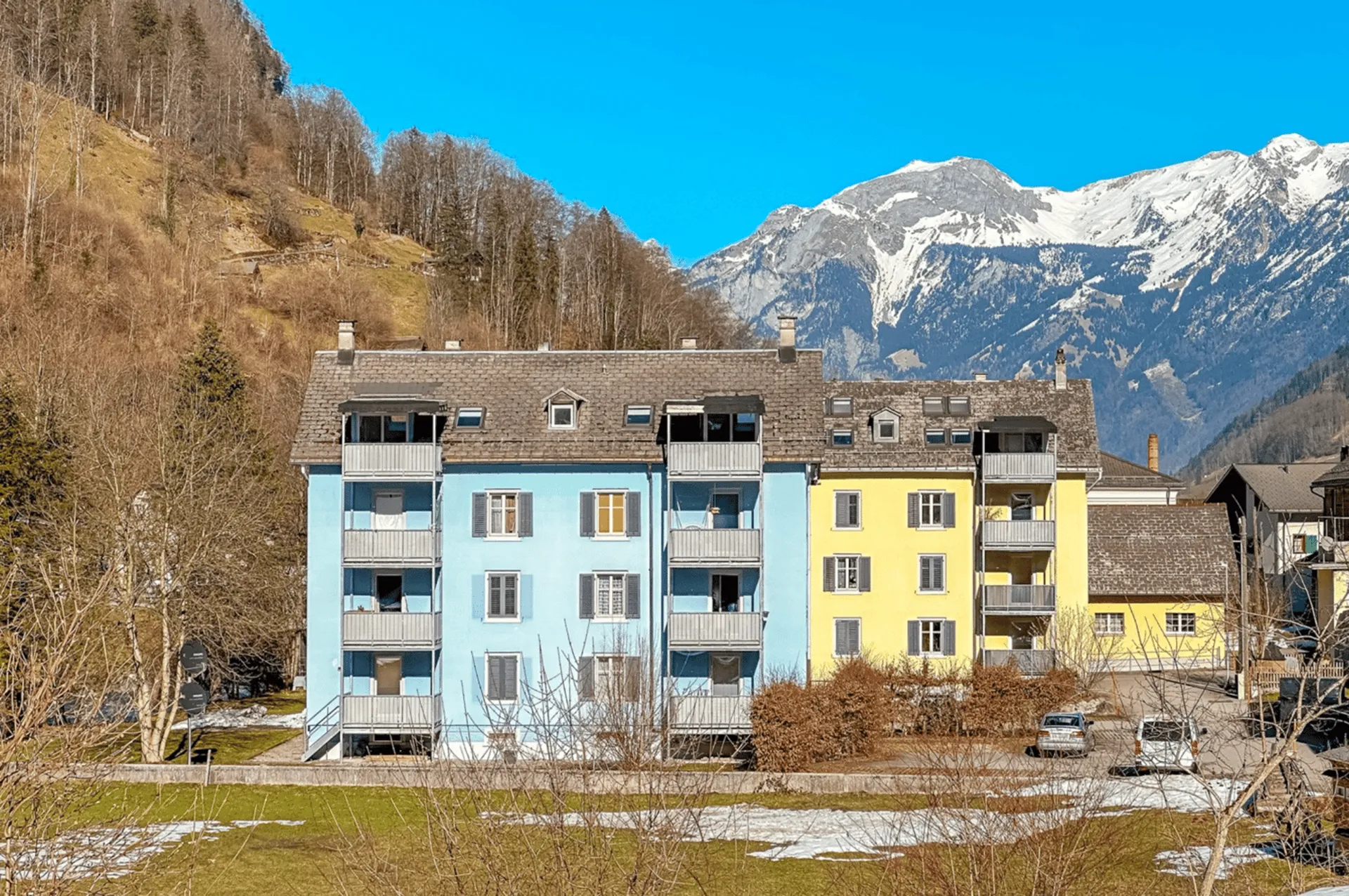 Sanierte 3.5-Zimmer in Rüti GL zu vermieten