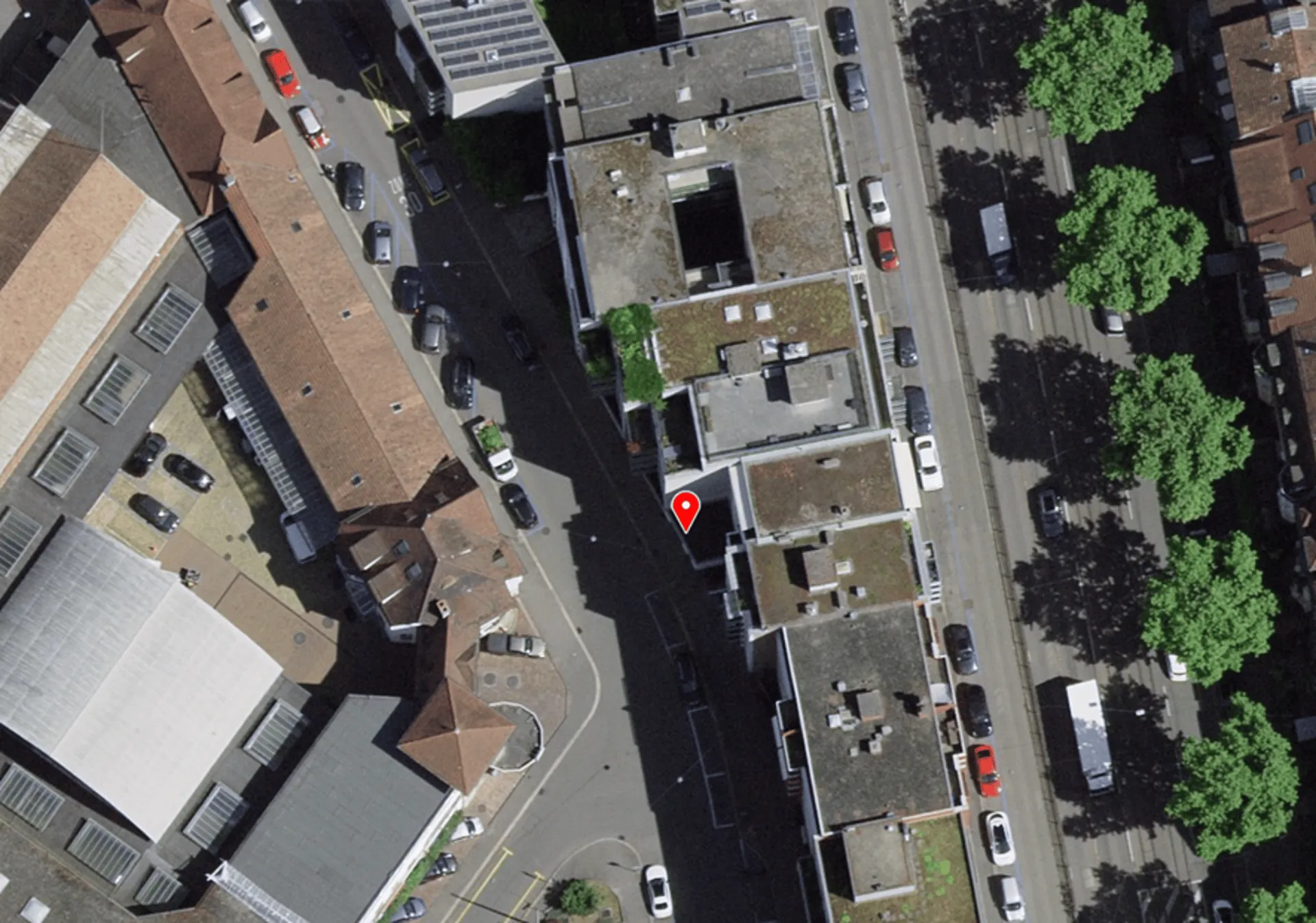 Mehrfamilienhaus mit 5 Wohnungen in Basel-Iselin