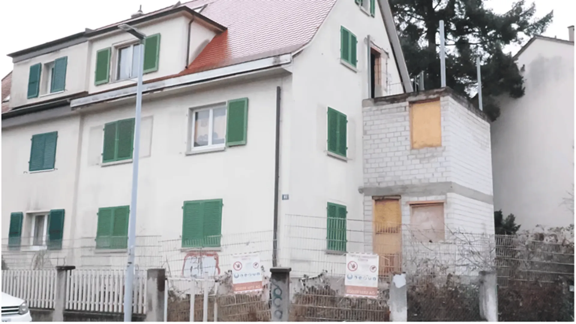 Riehen: Einseitig angebautes Dreifamilienhaus