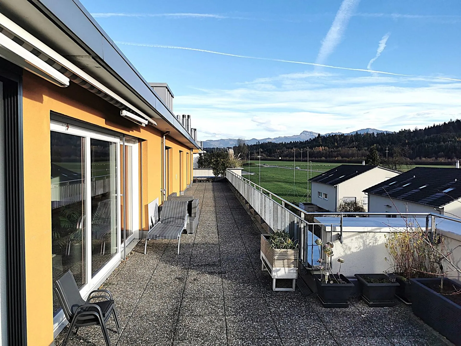 Exklusive 5.5-Zimmer Attika Penthouse Wohnung mit Bergblick in Rapperswil-Jona