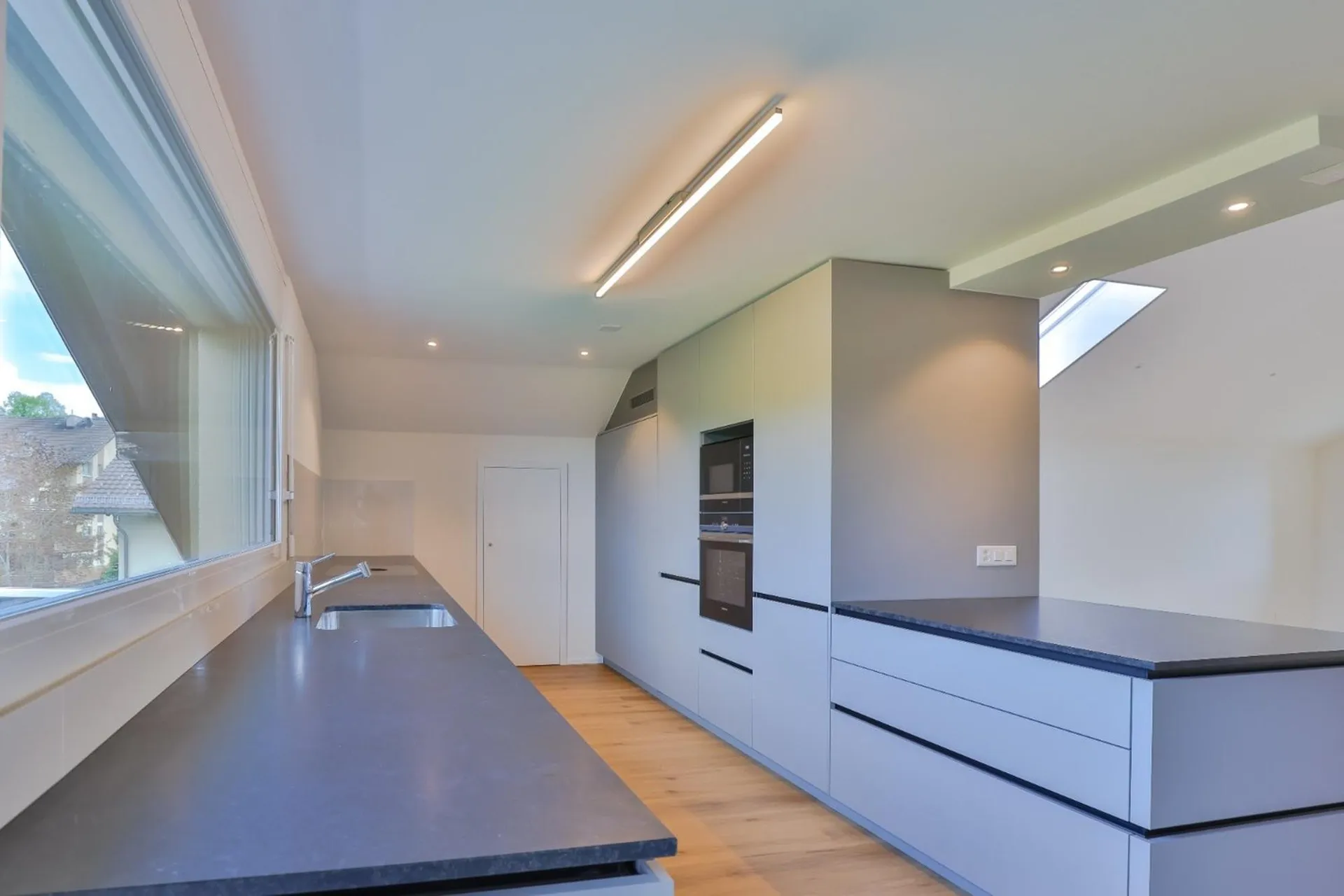 Grosszügige 6.5-Zimmer-Duplex-Wohnung mit Cheminée in Herisau