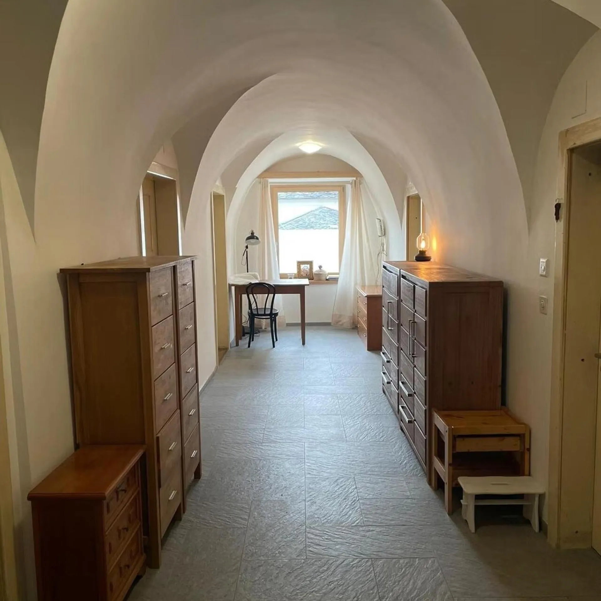 Einzigartiges Angebot: Historisches Pfarrhaus am Ortsanfang von Poschiavo-San Carlo