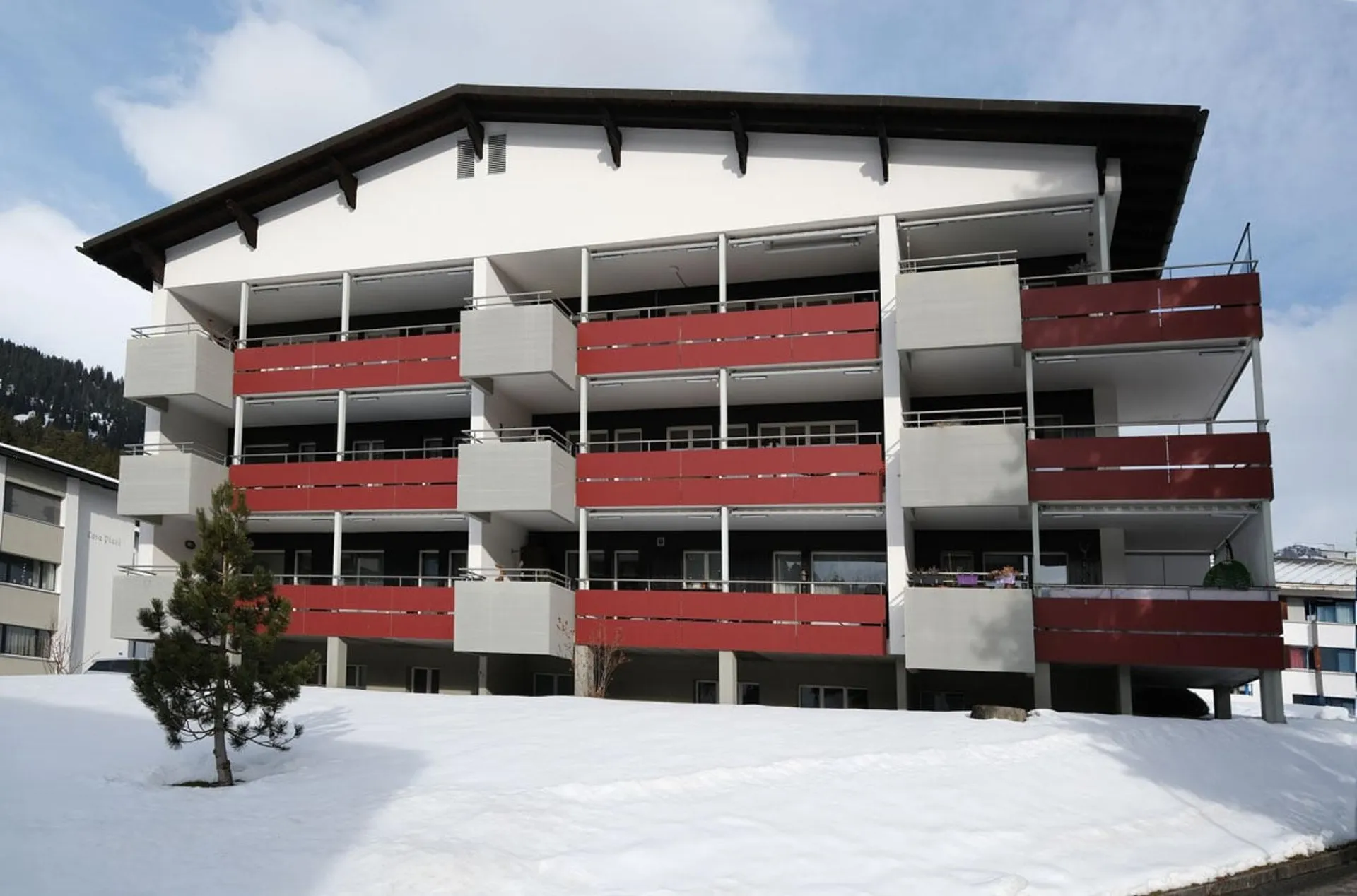 Ihr schönes Zuhause an bester Lage mit Ski-in und Ski-out in Laax Murschetg