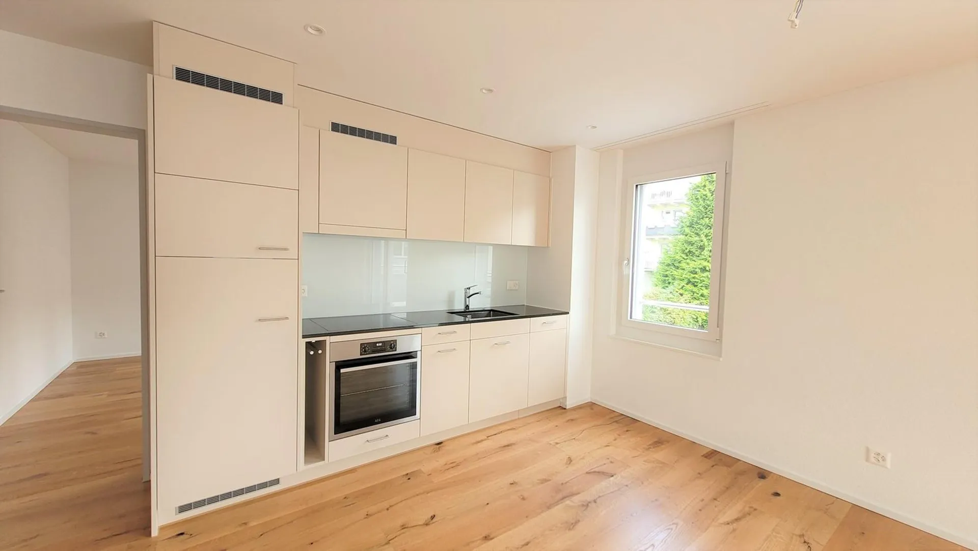 neuwertige 3.5-Zimmer-Wohnung mit Balkon