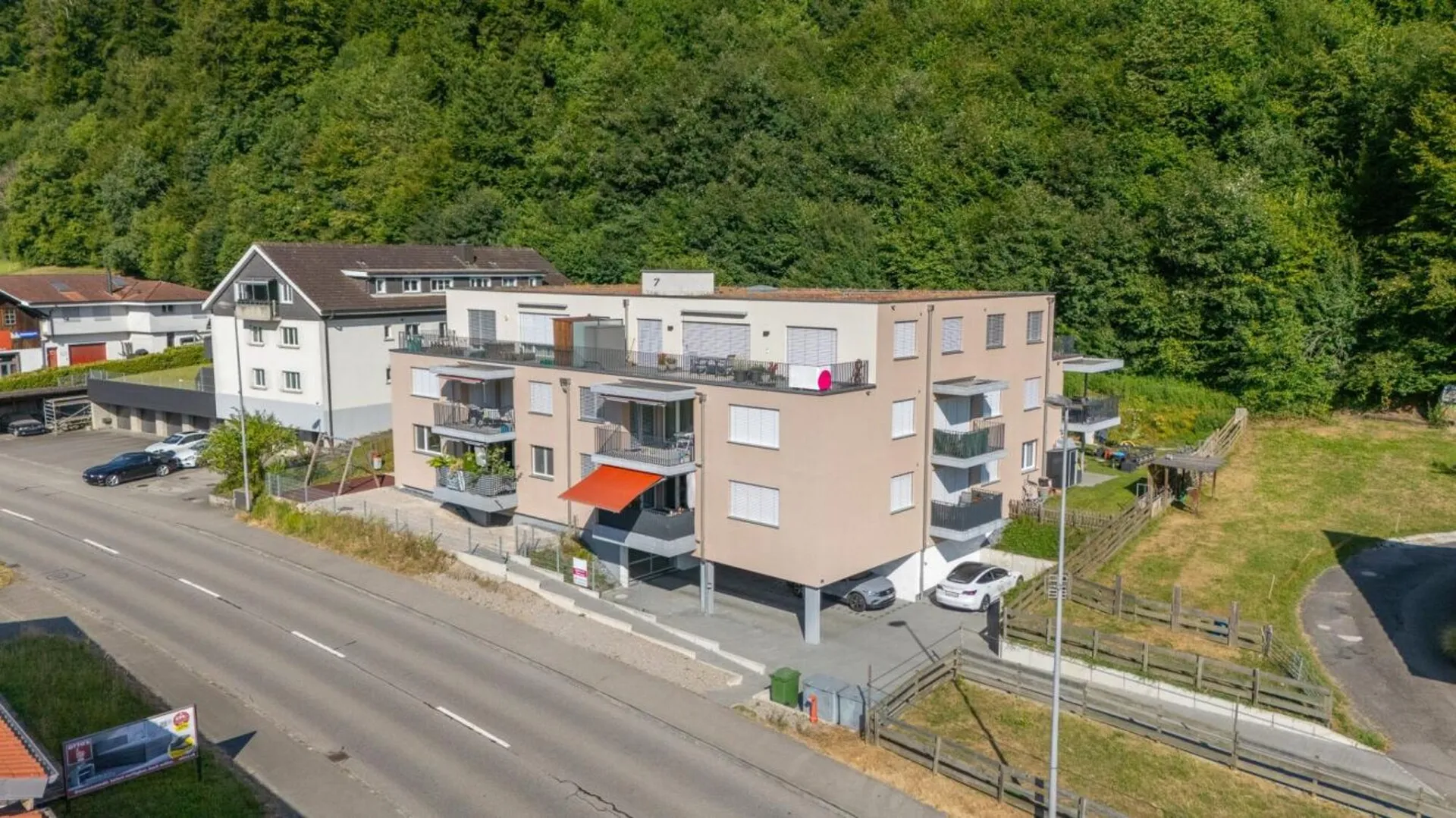 Neuwertige 4.5-Zimmer Wohnung
