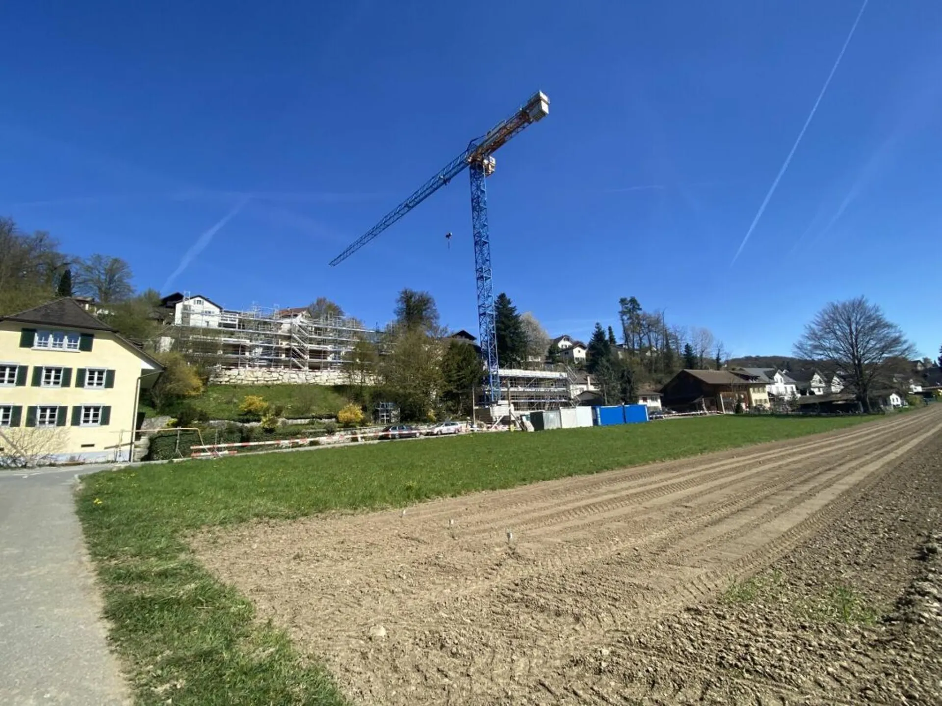 4 1/2-Zimmer-Parterrewohnung mit gedecktem Sitzplatz