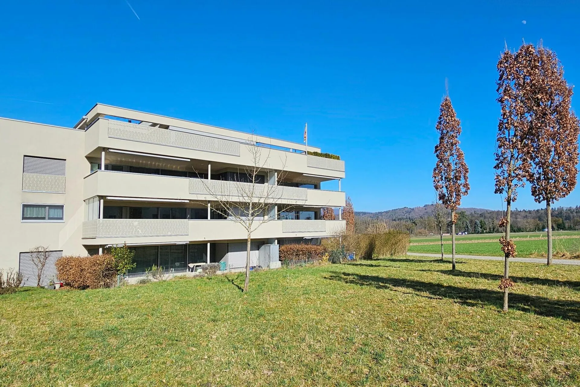 Wohnung zwischen der Limmat und dem Waldrand mit Weitsicht
