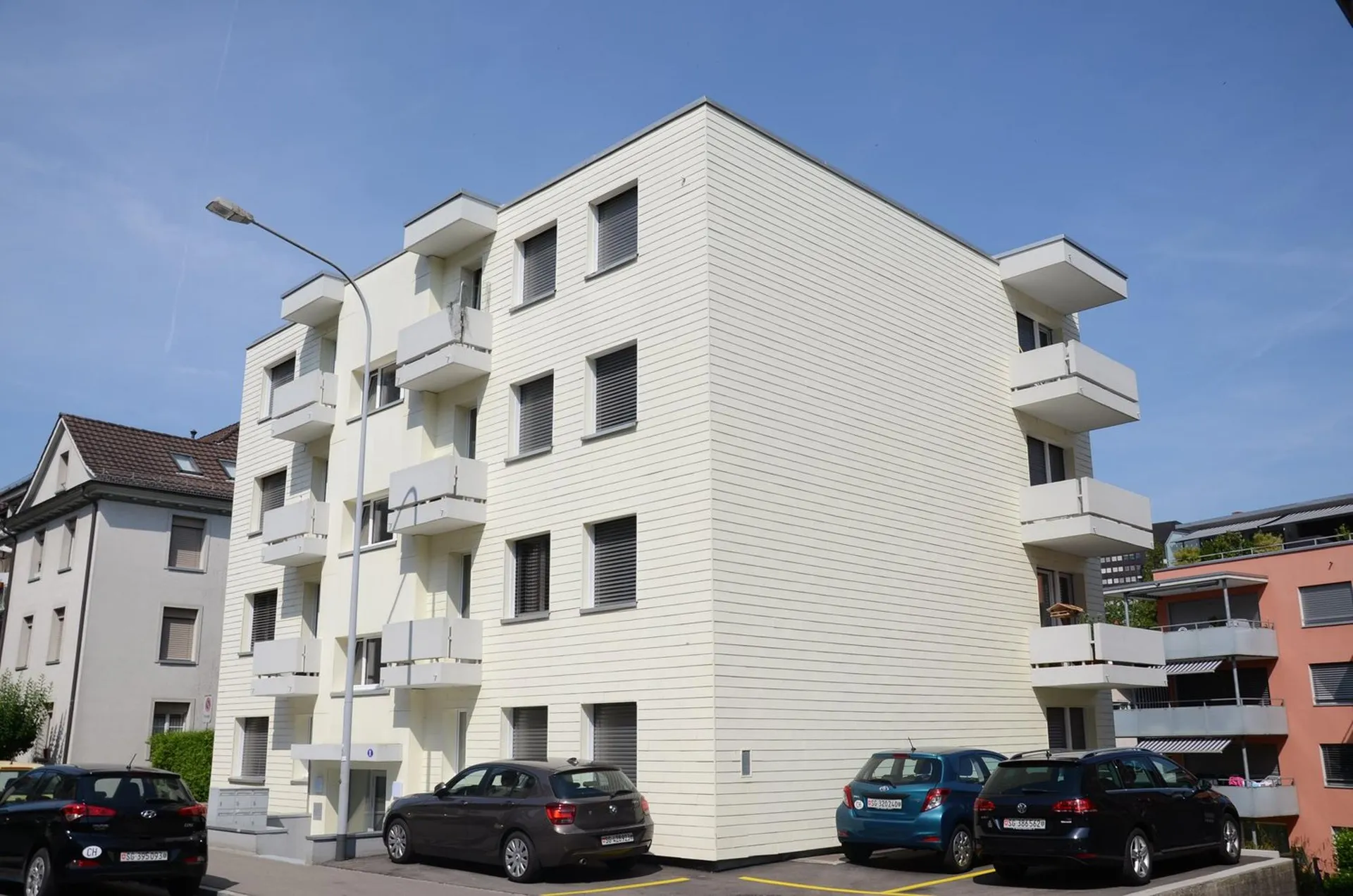 moderne  1.5 Zimmer-Wohnung mit Balkon