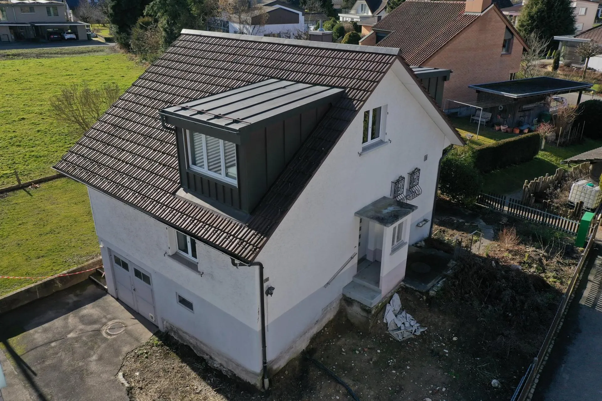 Charmantes Einfamilienhaus mit Garten und Garage in Rothrist