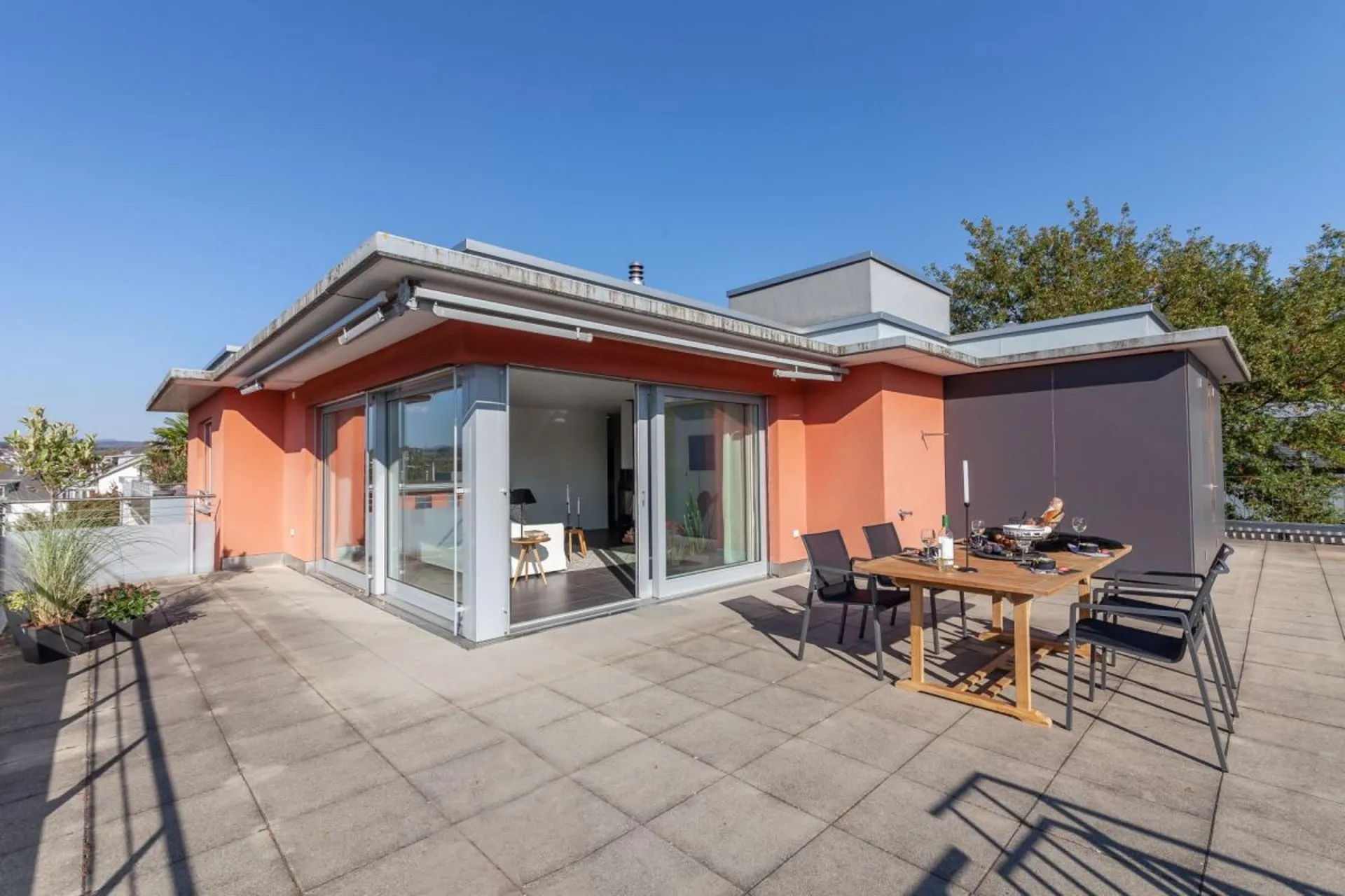 Penthouse-Feeling: 140m2 Terrasse über den Dächern von Rheinfelden