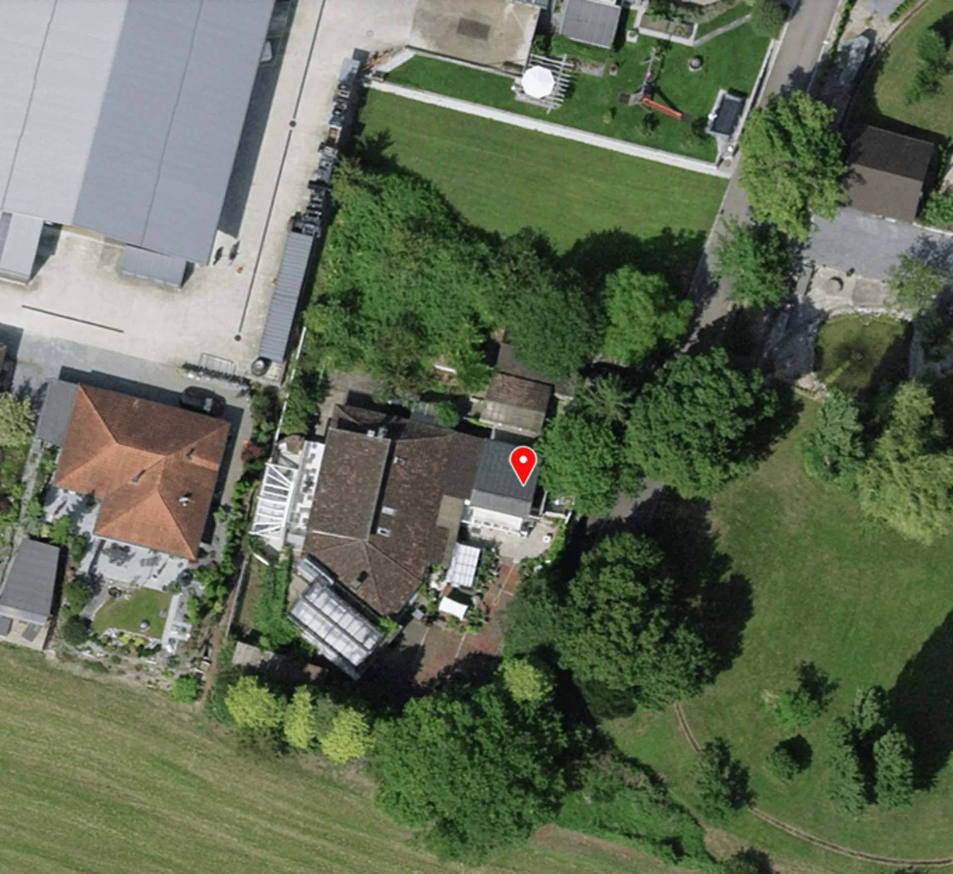 Grosszügiges 10-Zimmer-Einfamilienhaus in ruhiger Lage von Neuwilen