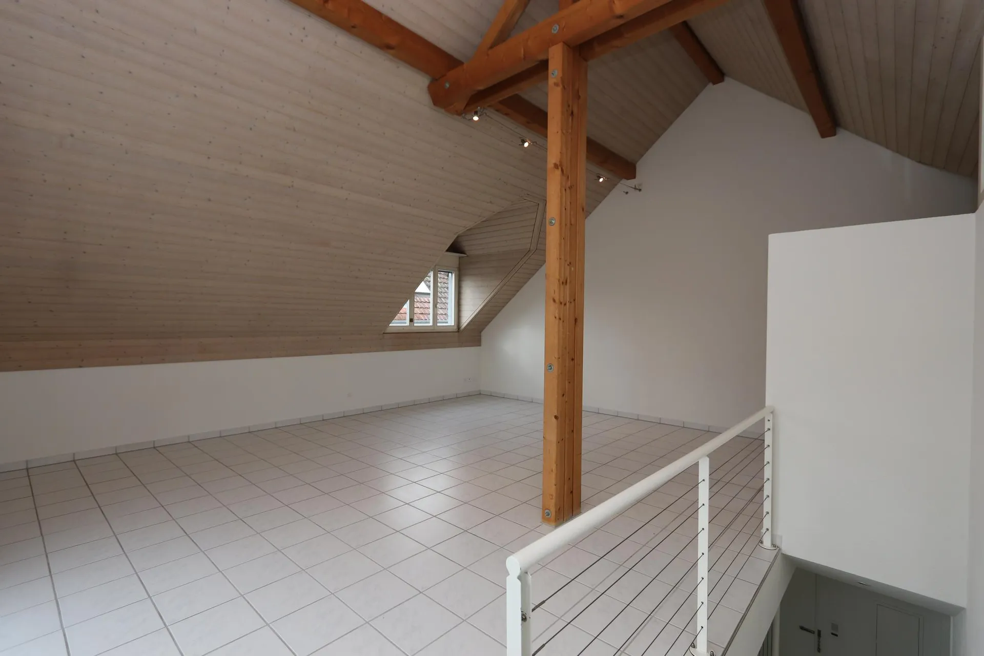 Renovierte 4.5-Zimmer-Maisonette mit 2 Balkonen