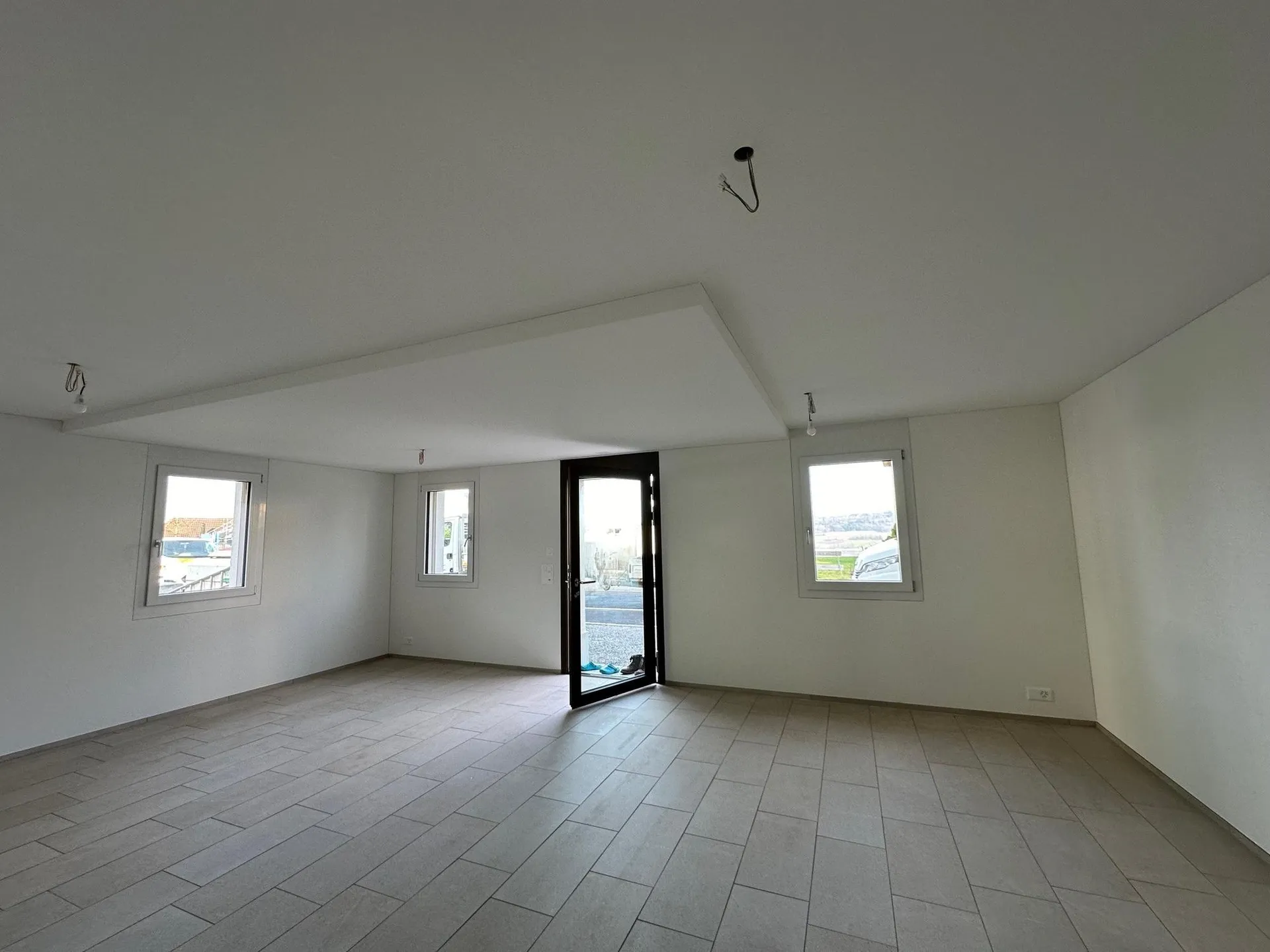 Vielseitiger Hobbyraum mit eigenem Bad und separatem Eingang (46 m²)