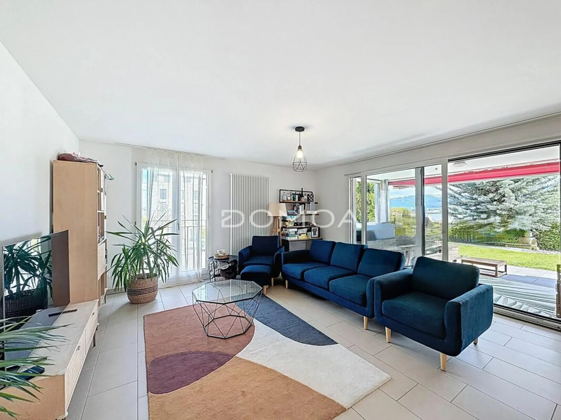 Schönes 4,5-Zimmer-Apartment mit Terrasse und Garten