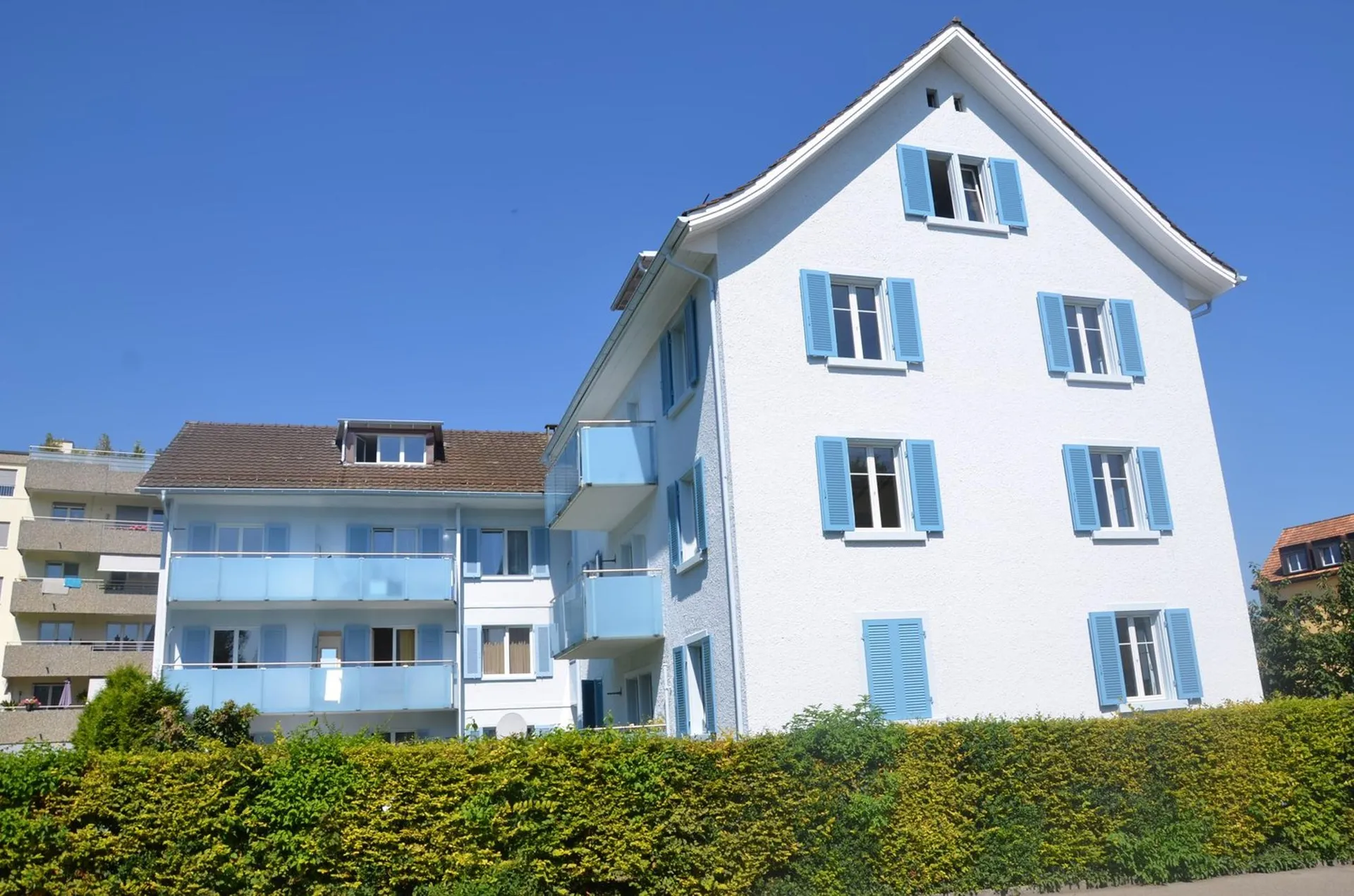 moderne 2.0-Zimmer-Wohnung mit Balkon an zentraler Lage