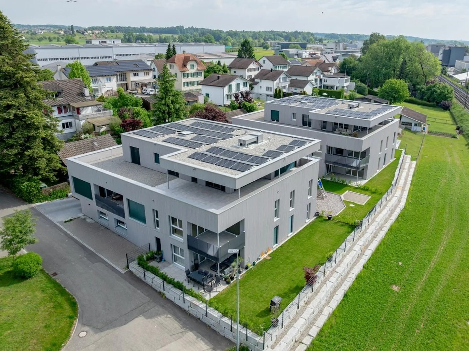 MODERNE WOHNUNG IN DER NÄHE DES BODENSEES