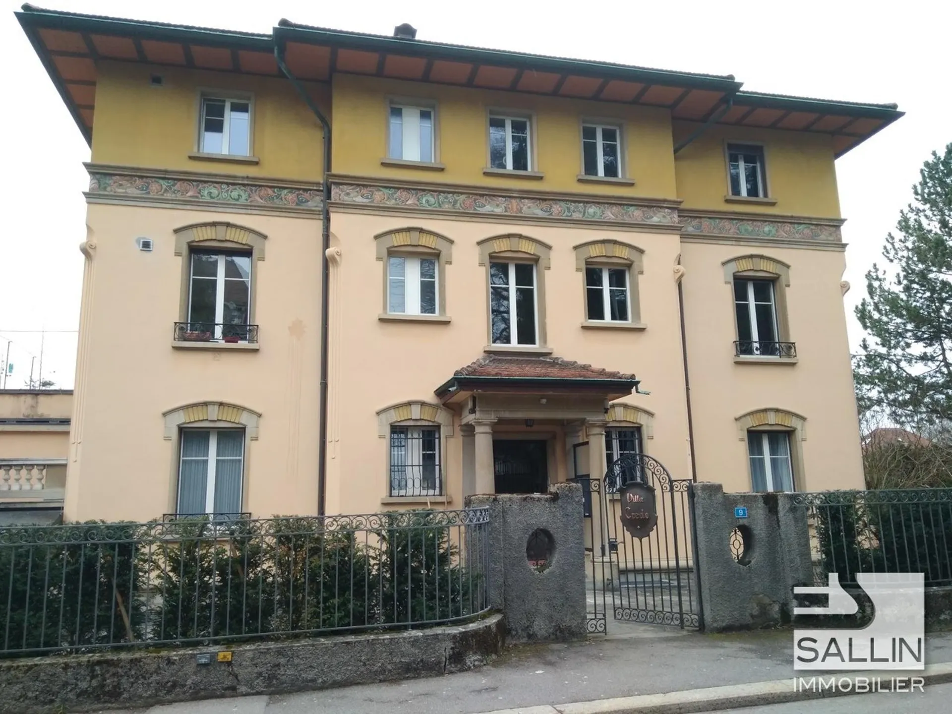 SPLENDIDE APPARTEMENT DE 6 PIECES DANS LE QUARTIER DE GAMBACH
