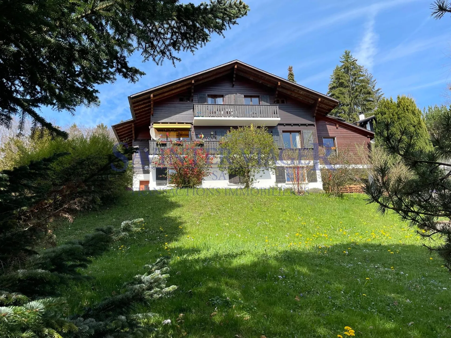Appartement au calme avec jardin, PPE de 2034m2. Sale&Lease-back