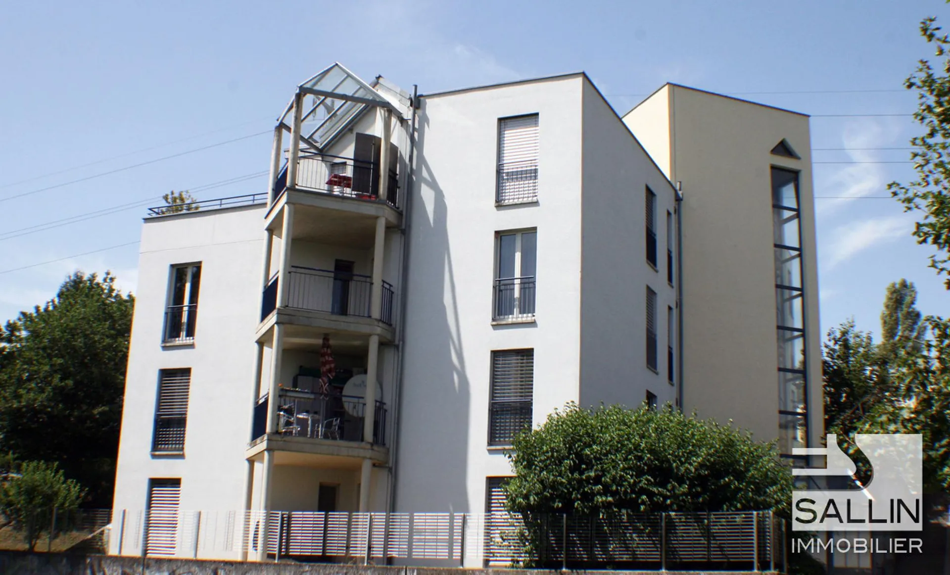 APPARTEMENT DE 4½ PIECES AVEC TERRASSE QUARTIER FAMILIAL DES DAILLES