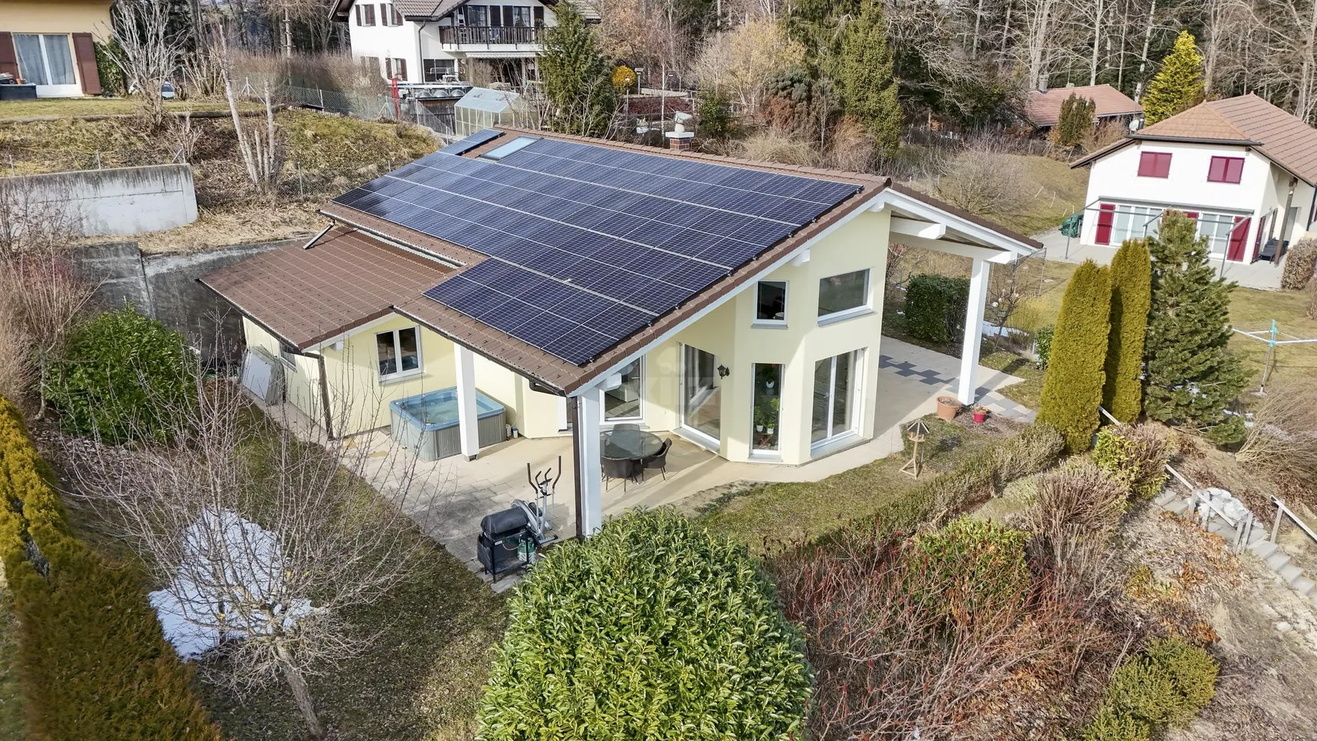 Splendide villa lumineuse avec vue dégagée