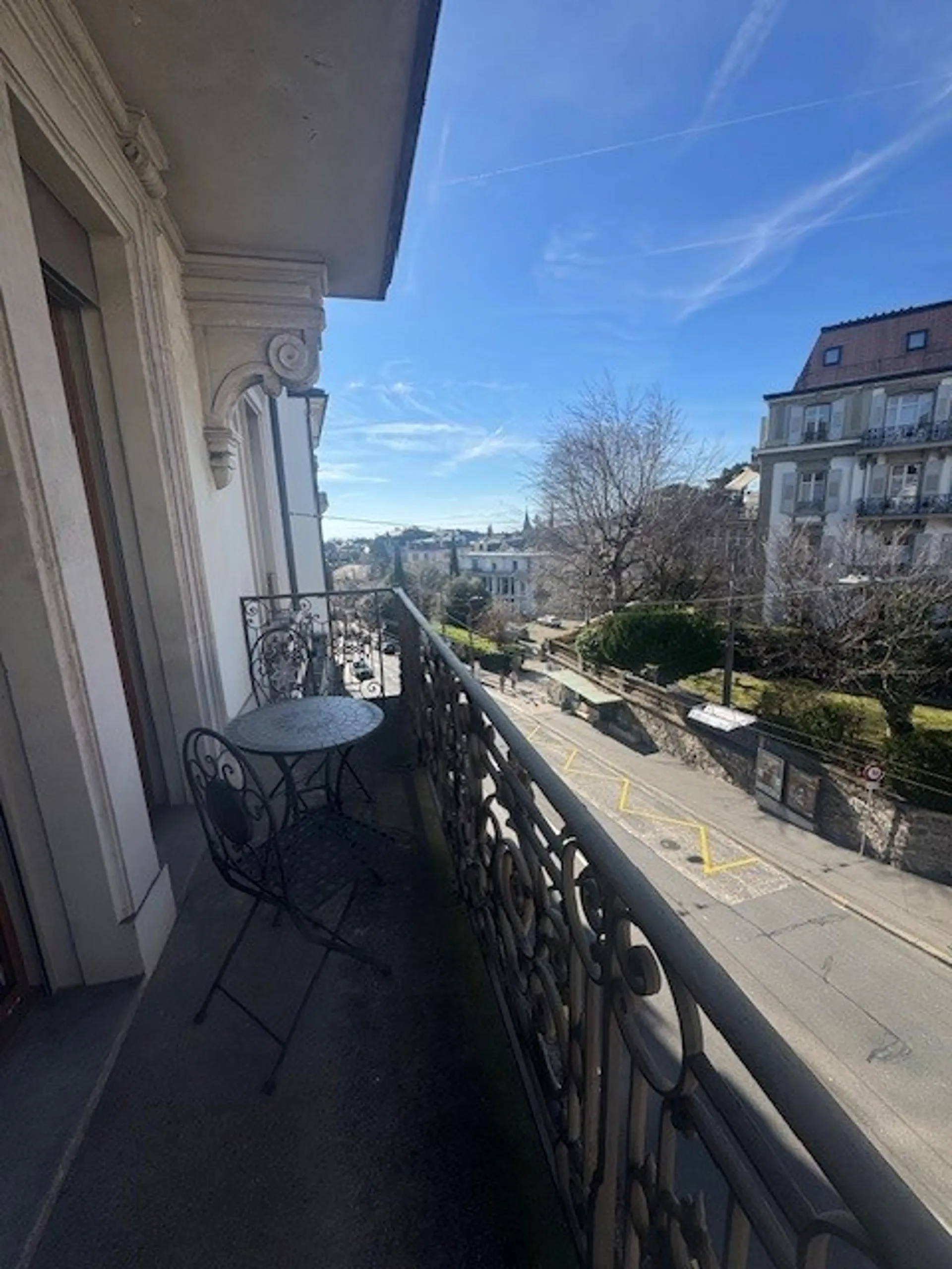 Lausanne sous-gare - Objet rare - magnifique appartement rénové dans un immeuble1900