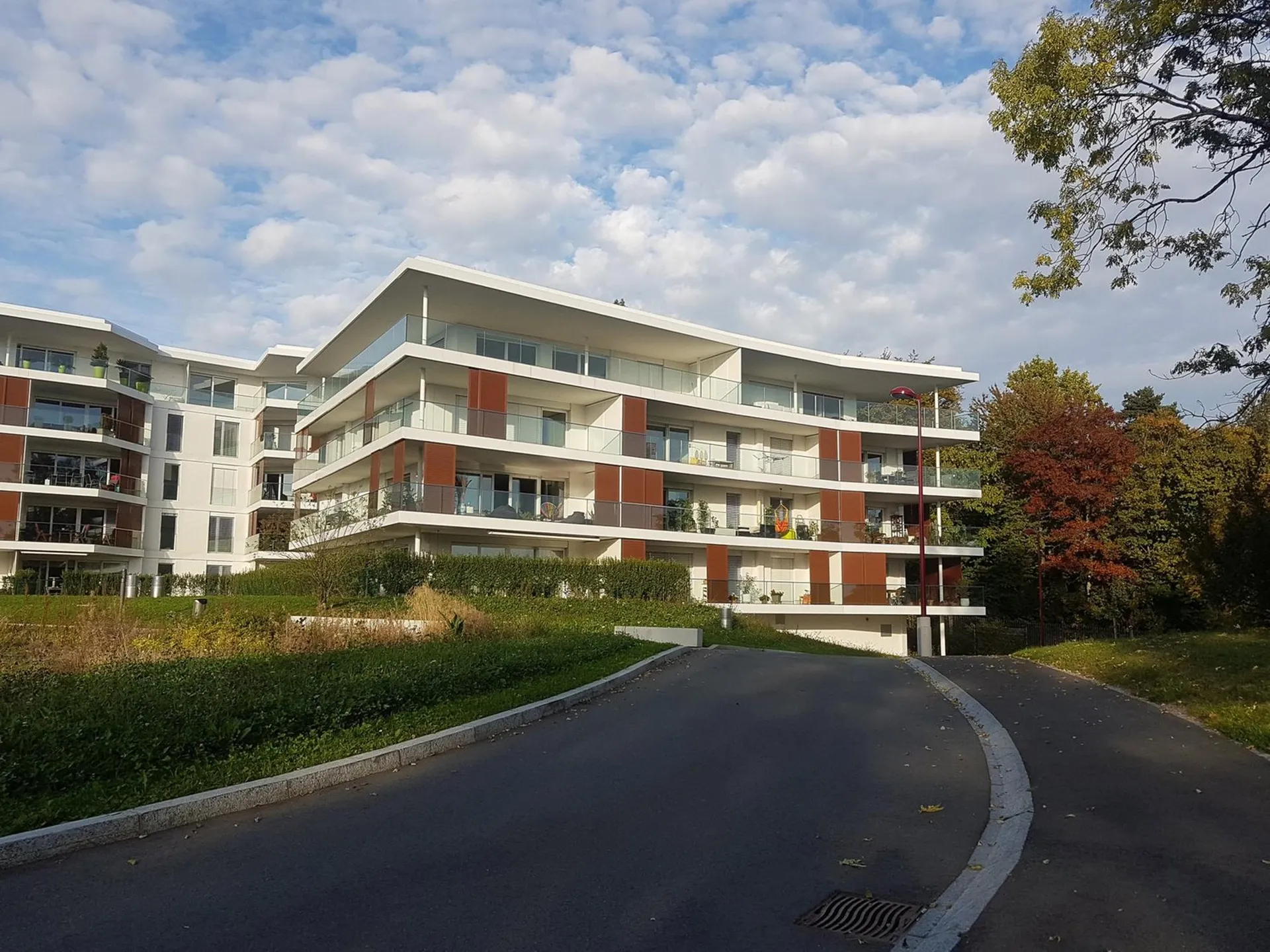 Le Mont-sur-Lausanne - Magnifique appartement de 4,5 pièces avec vue dans un cadre verdoyant