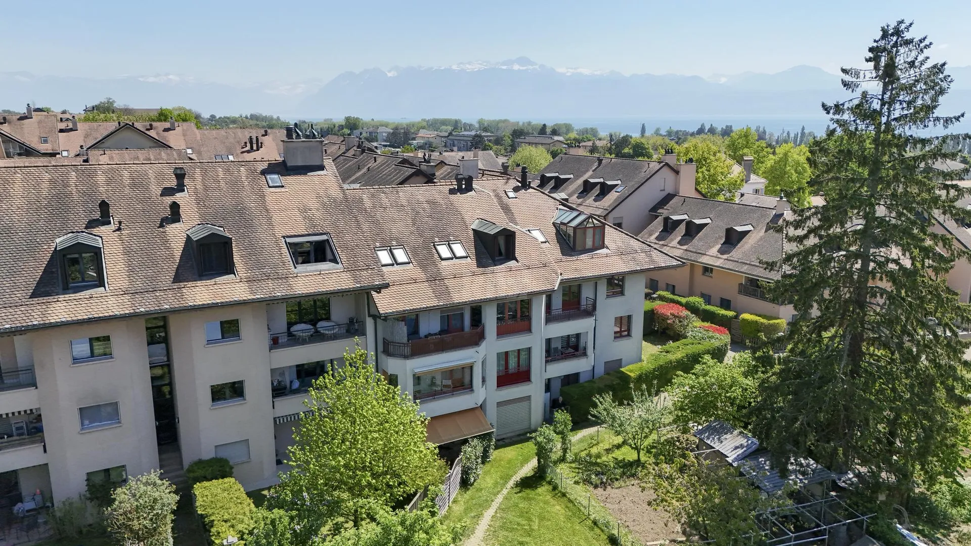 Charmant appartement avec deux balcons