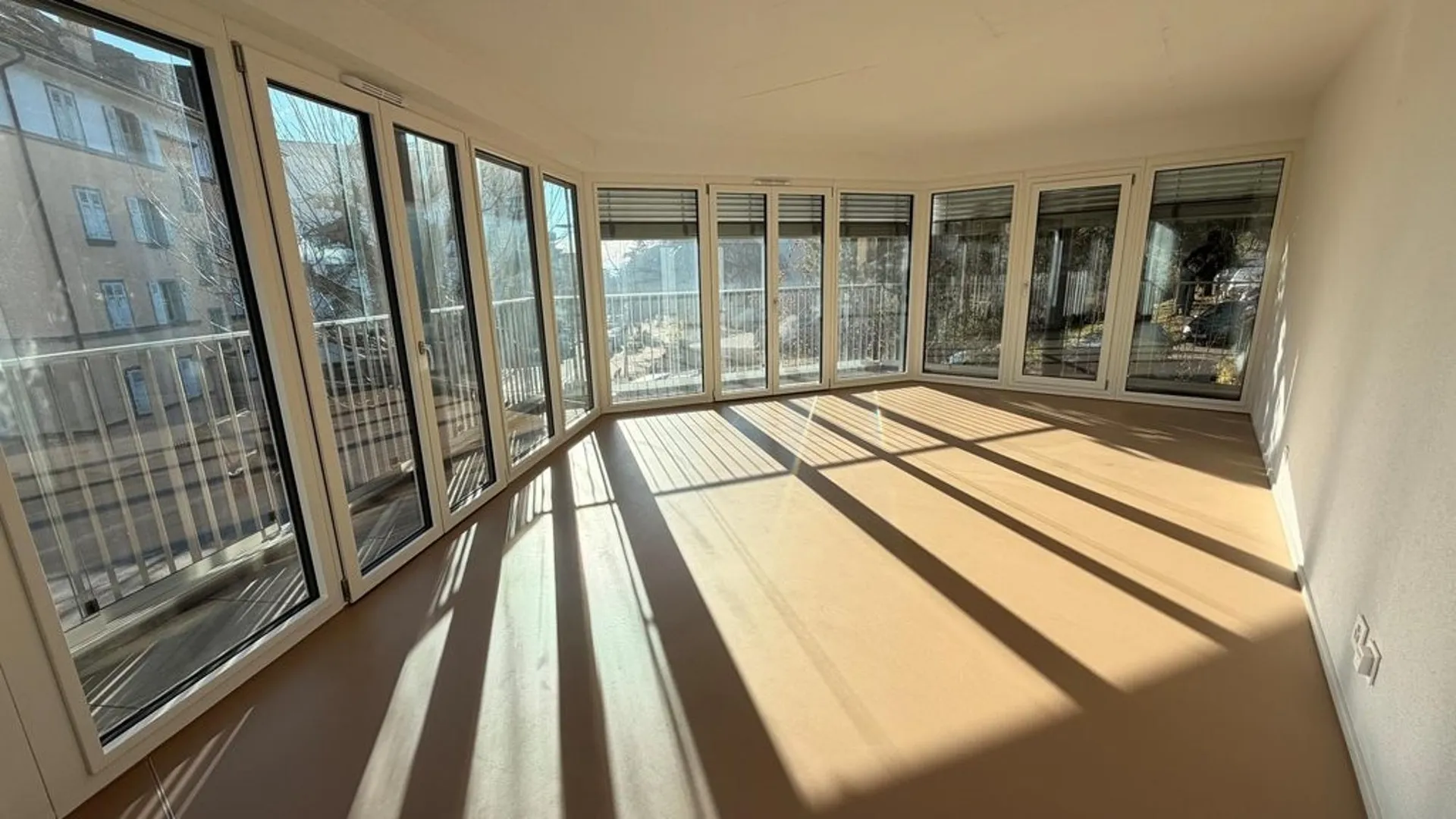Studio neuf à louer