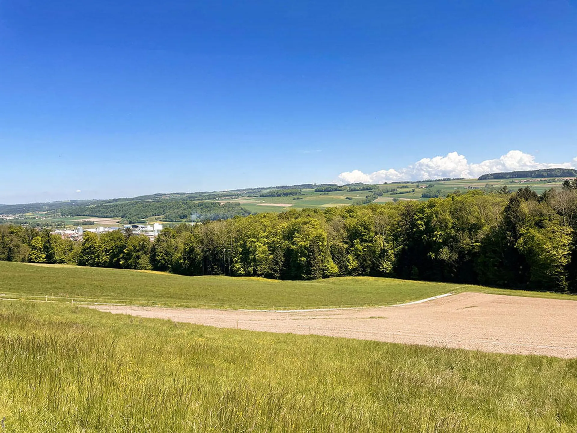 MOUDON NORD - IMMEUBLE AVEC RENDEMENT ET POTENTIEL ATTRACTIF