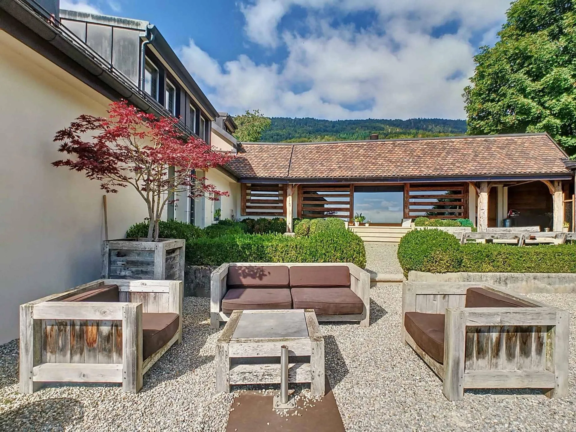 Grande propriété avec vue lac