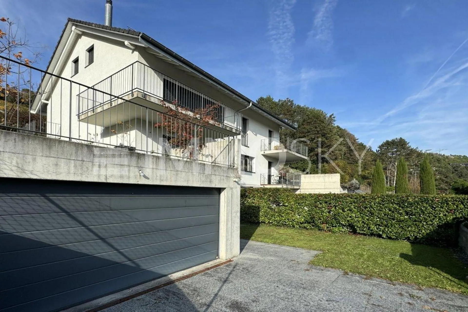 En exclusivité – Magnifique villa mitoyenne d’angle à Pully