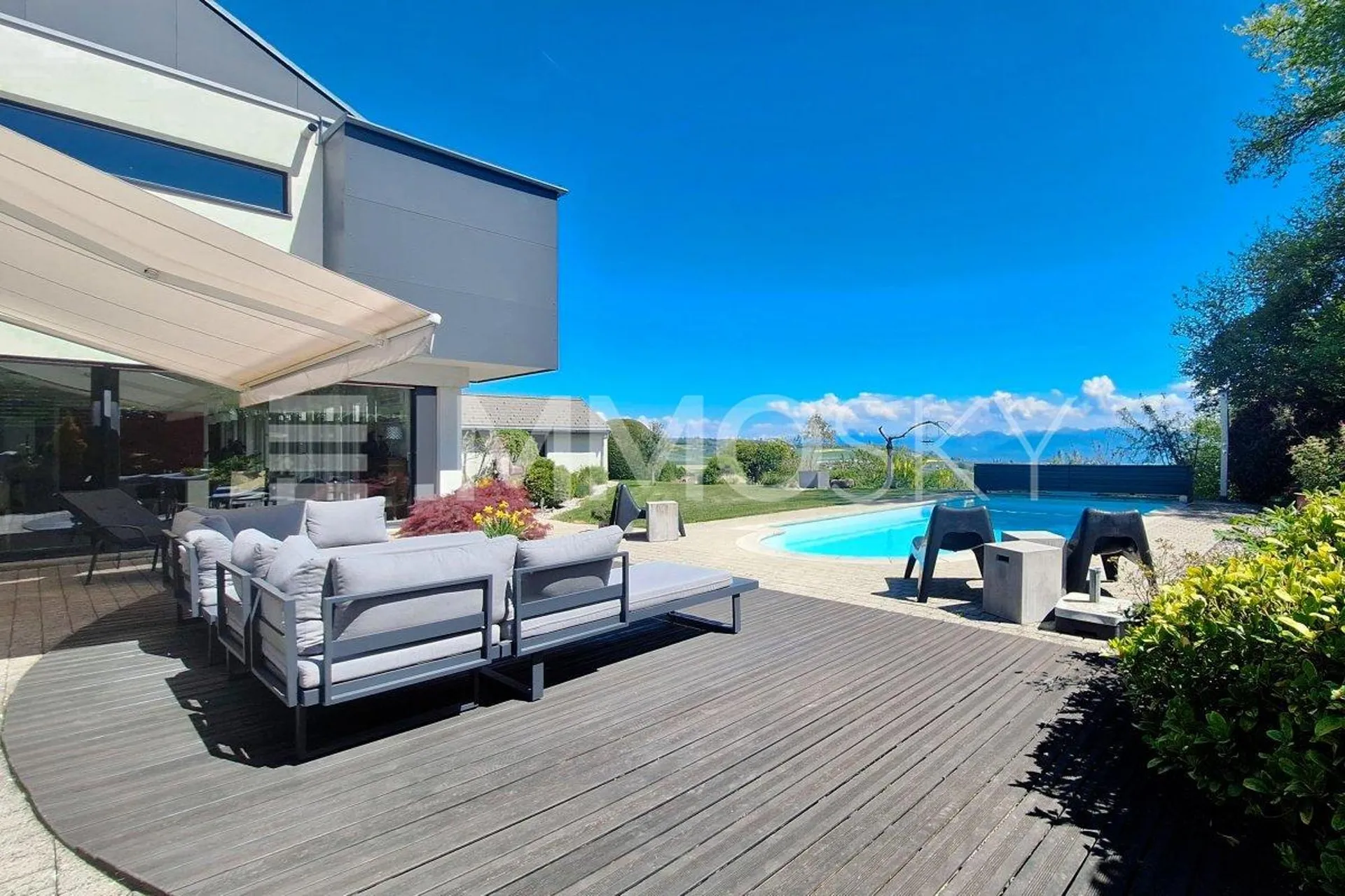 Coup de cœur : maison individuelle de 11 pièces