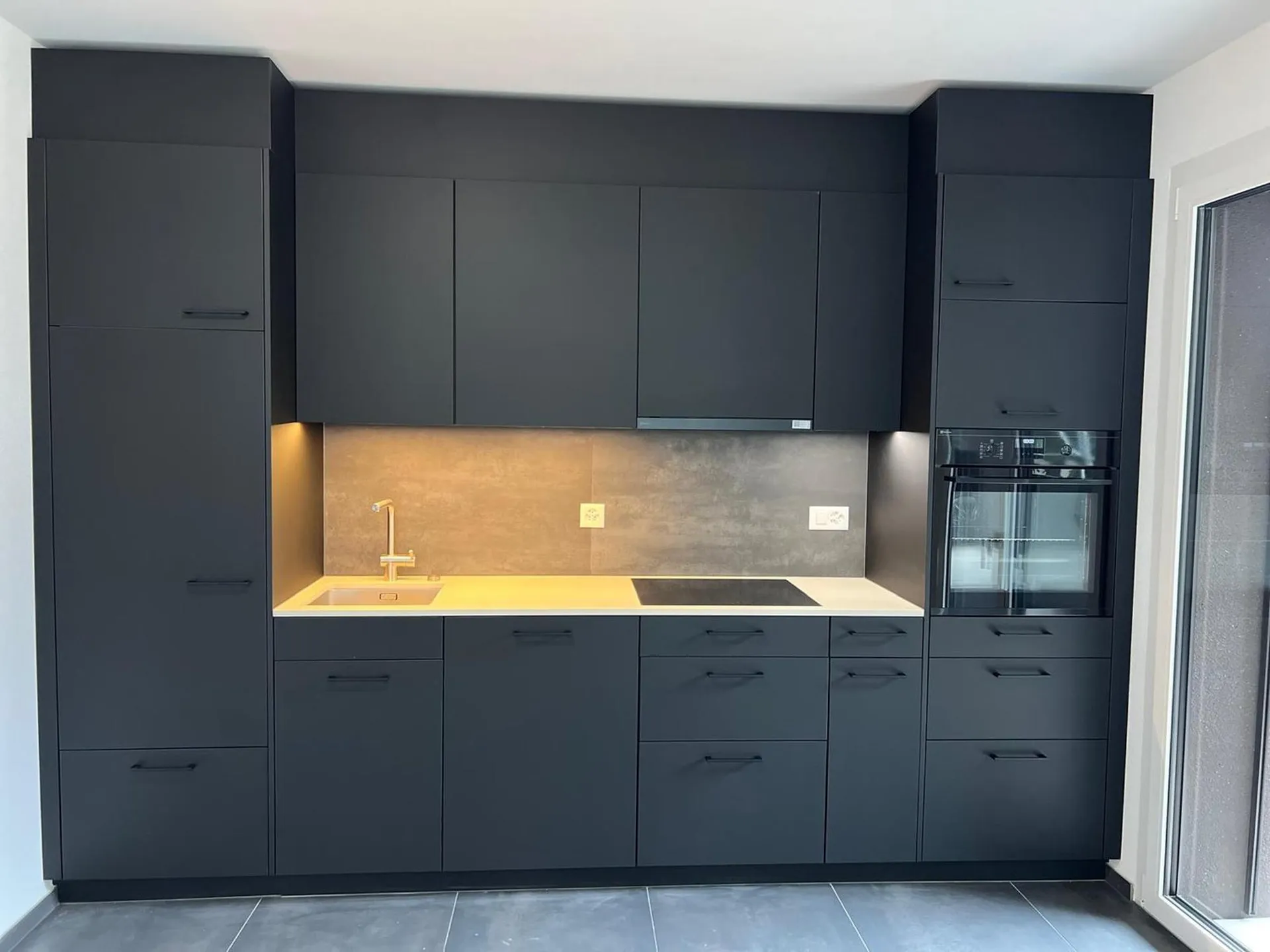 Appartement neuf à louer de 2.5 pces avec balcon à Martigny