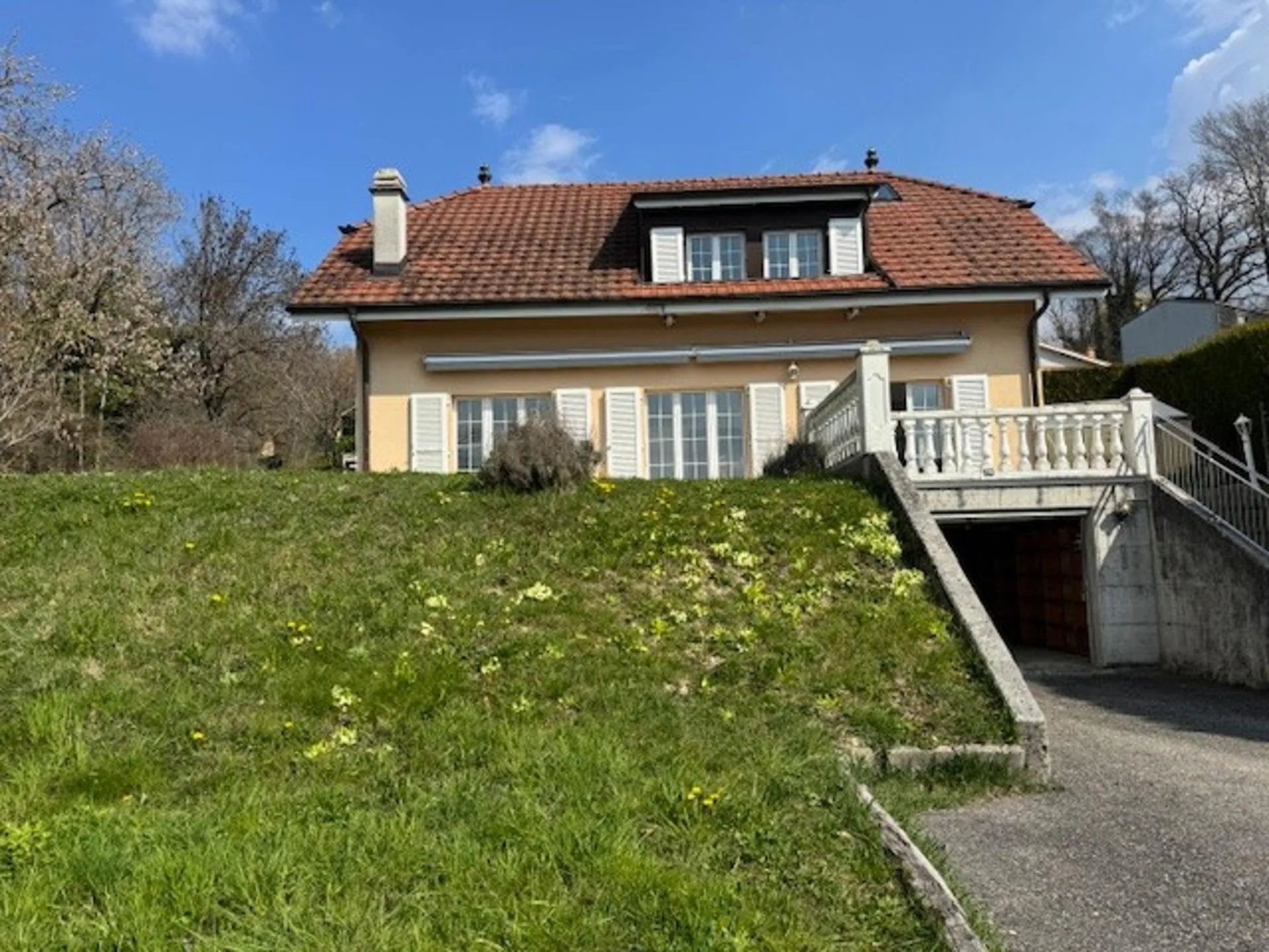 VENDUE !! Magnifique villa de 7,5 pièces à Belmont-sur-Lausanne