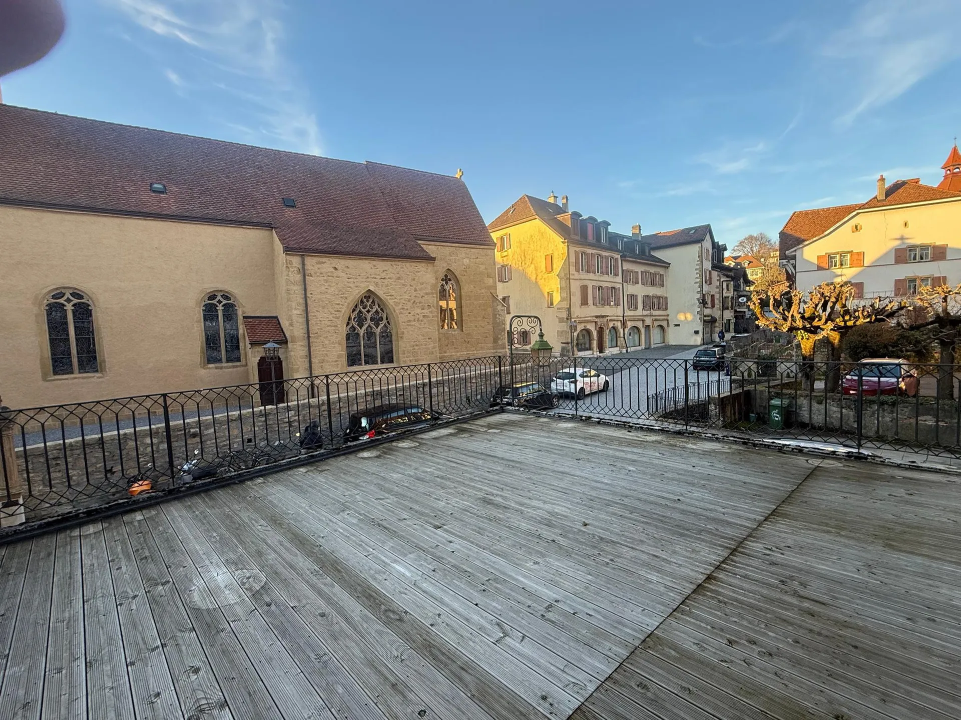 Appartement de 165 m2 au centre village avec 2 vastes terrasses
