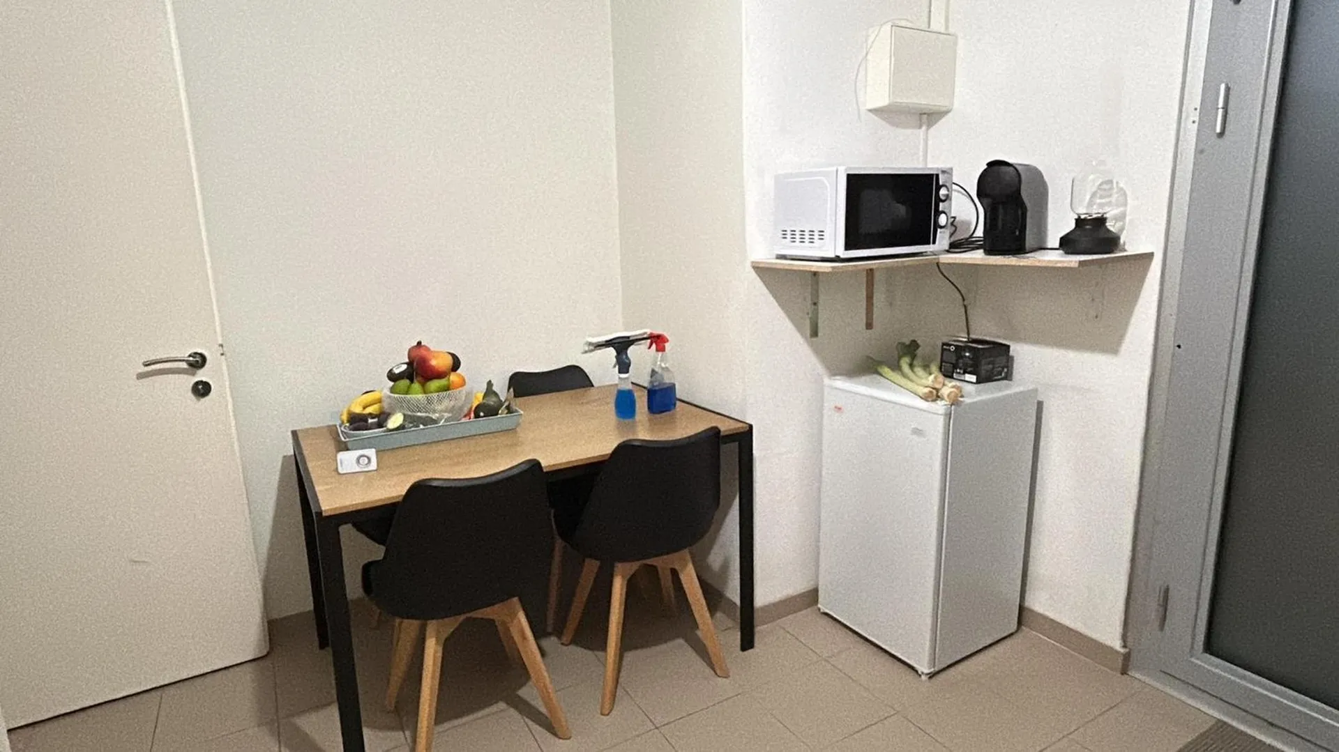 Appartement non meublé de 2 pièces à Laténa