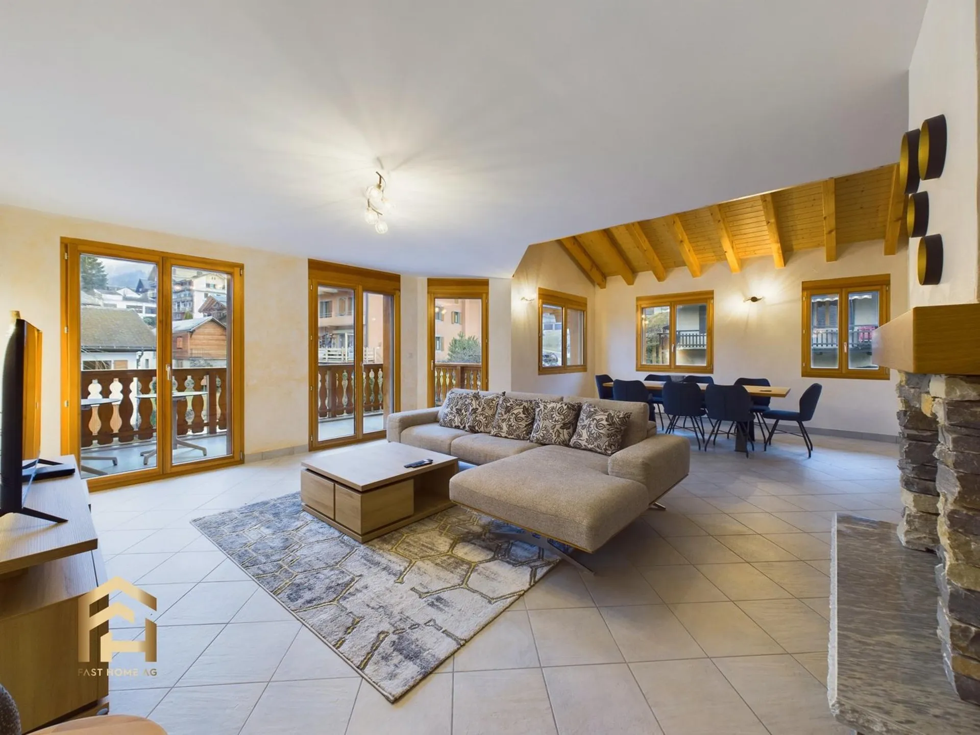 Attique lumineux aux Marécottes avec mezzanine et vue sur les Alpes !