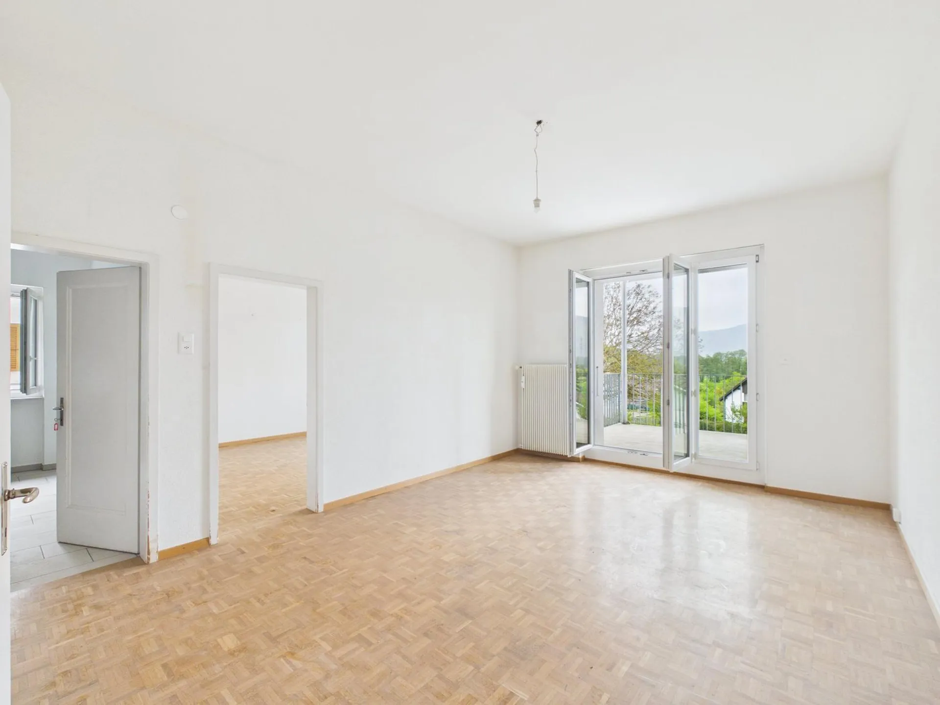 Joli appartement de 4.5 pièces avec balcon à Boécourt