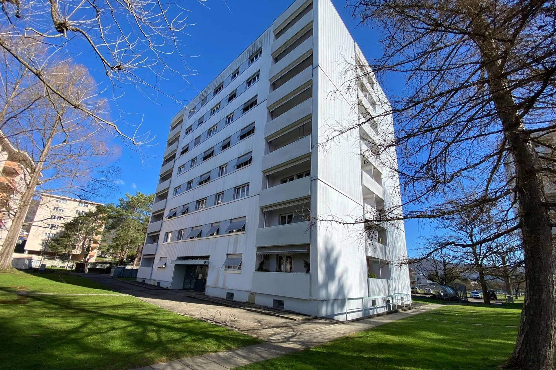 Bel et spacieux appartement de 3 pièces au 4e étage