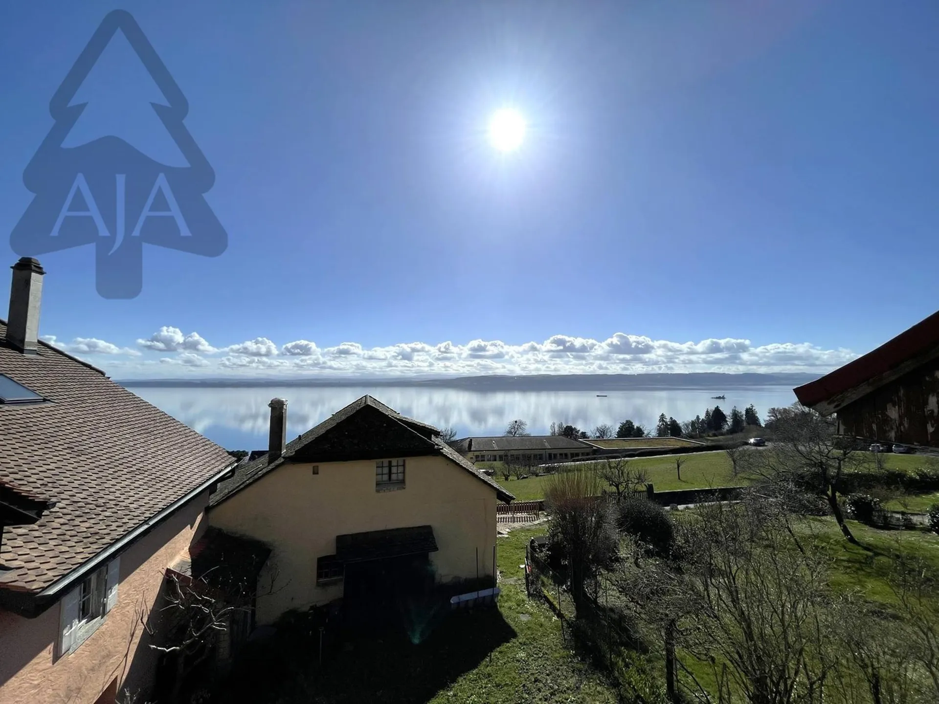 St-Aubin-Sauges, spacieux appartement de 4,5 pièces (121 m2) avec jardin privatif (53 m2), garage