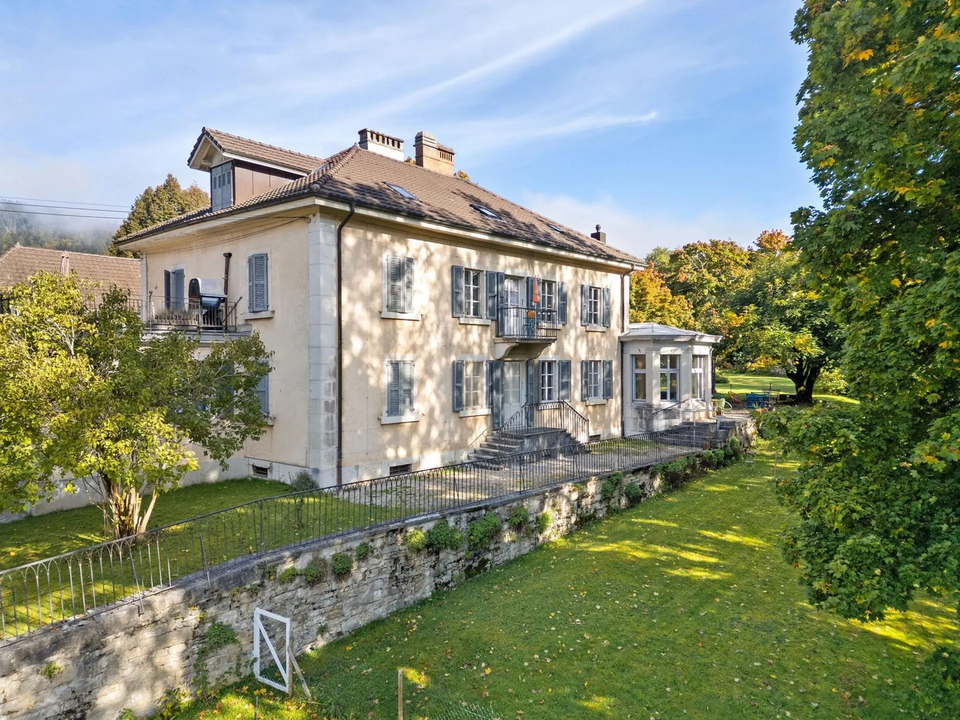 Magnifique maison de maître au Val-de-Travers