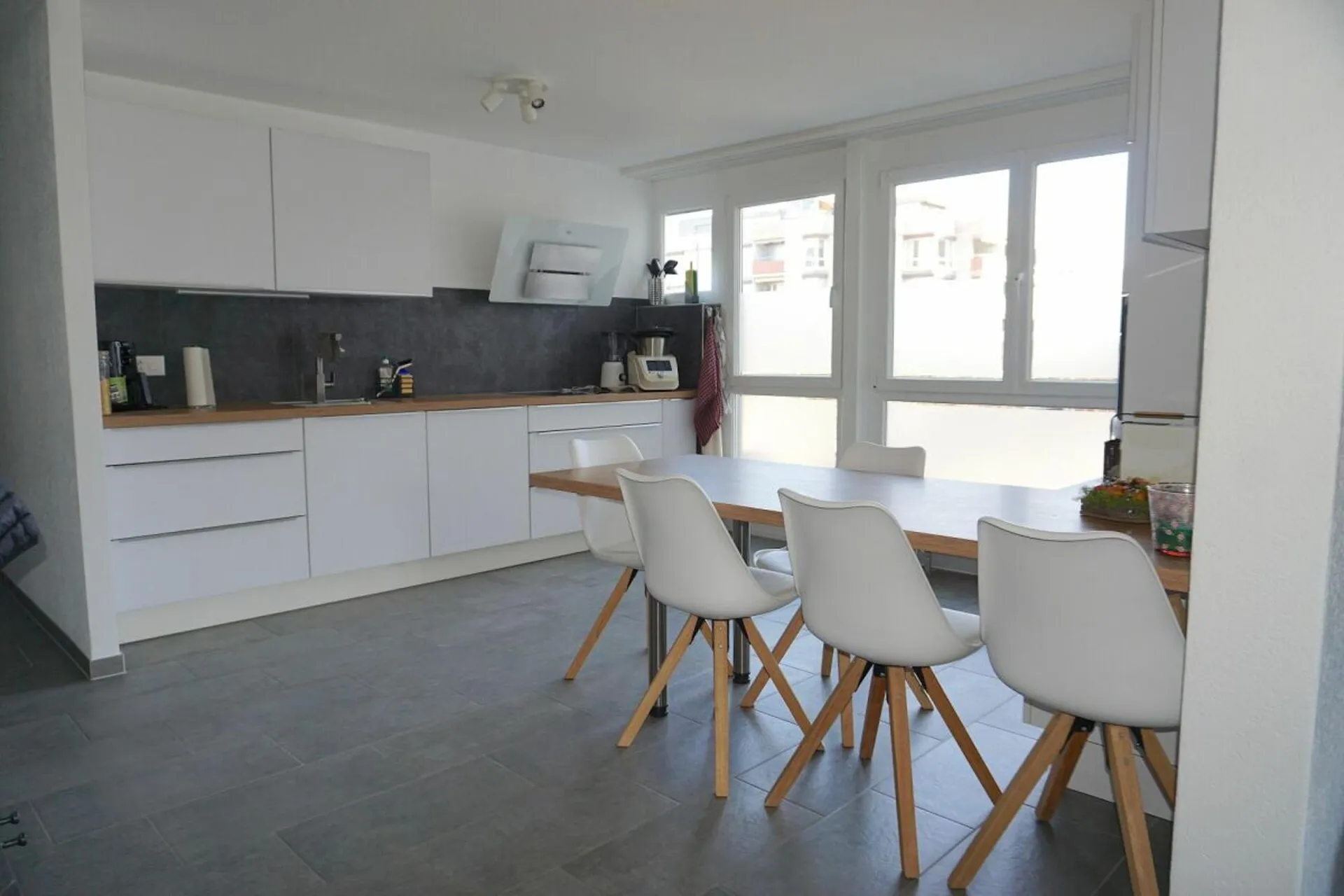 RESERVE-ARI-259 - Très bel appartement rénové de 4,5 pièces à Courroux
