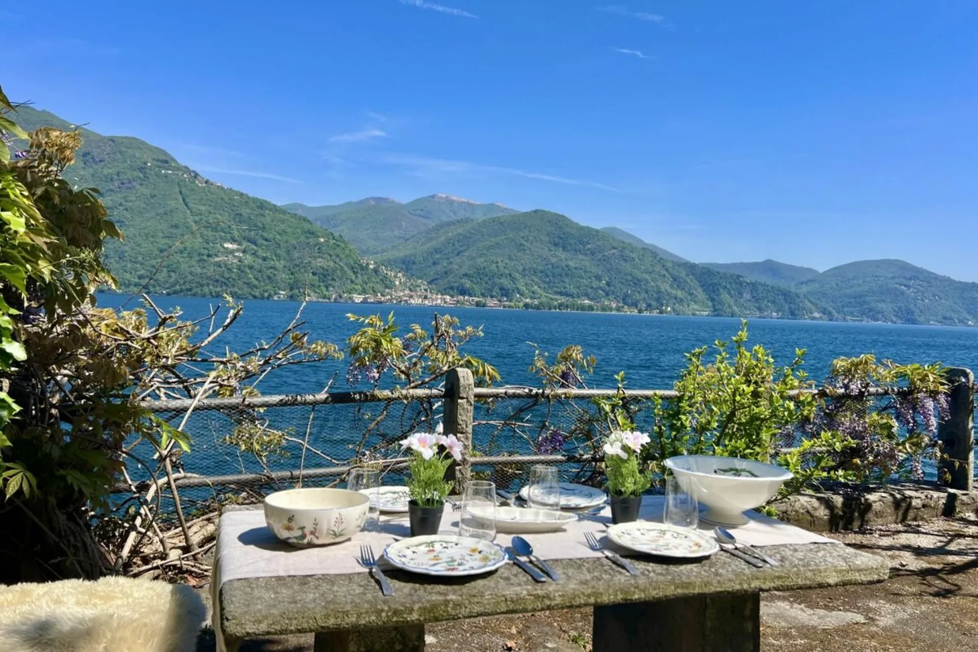 Villetta direkt am See mit eigenem Strand und Seezugang / Cannobio (Italien)